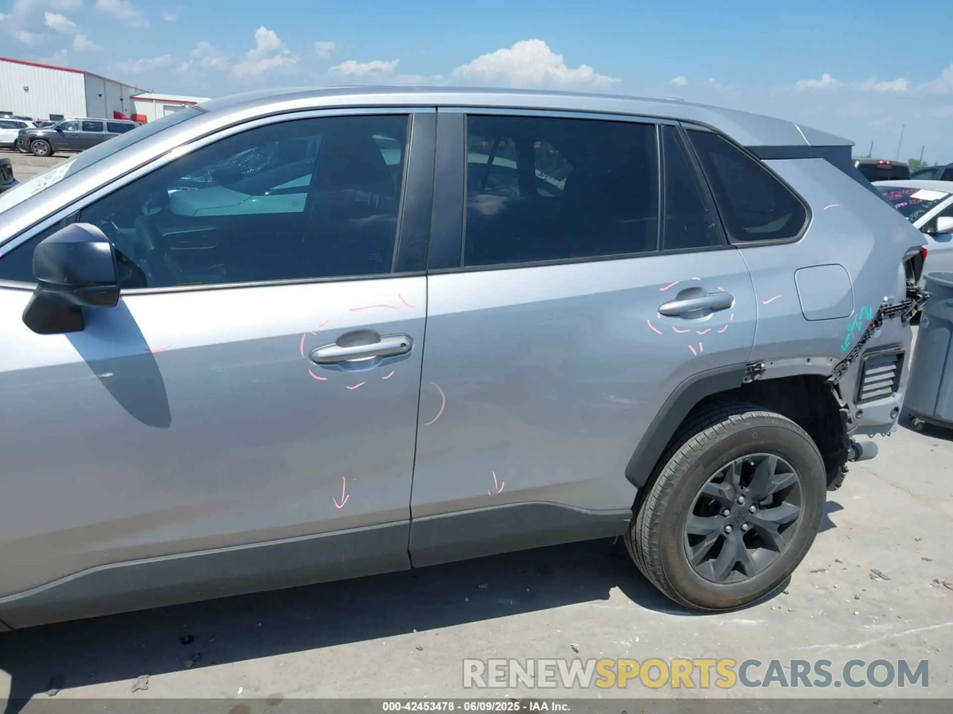 15 fotografías del automóvil dañado 2T3H1RFV5RC253669 TOYOTA RAV4 2024
