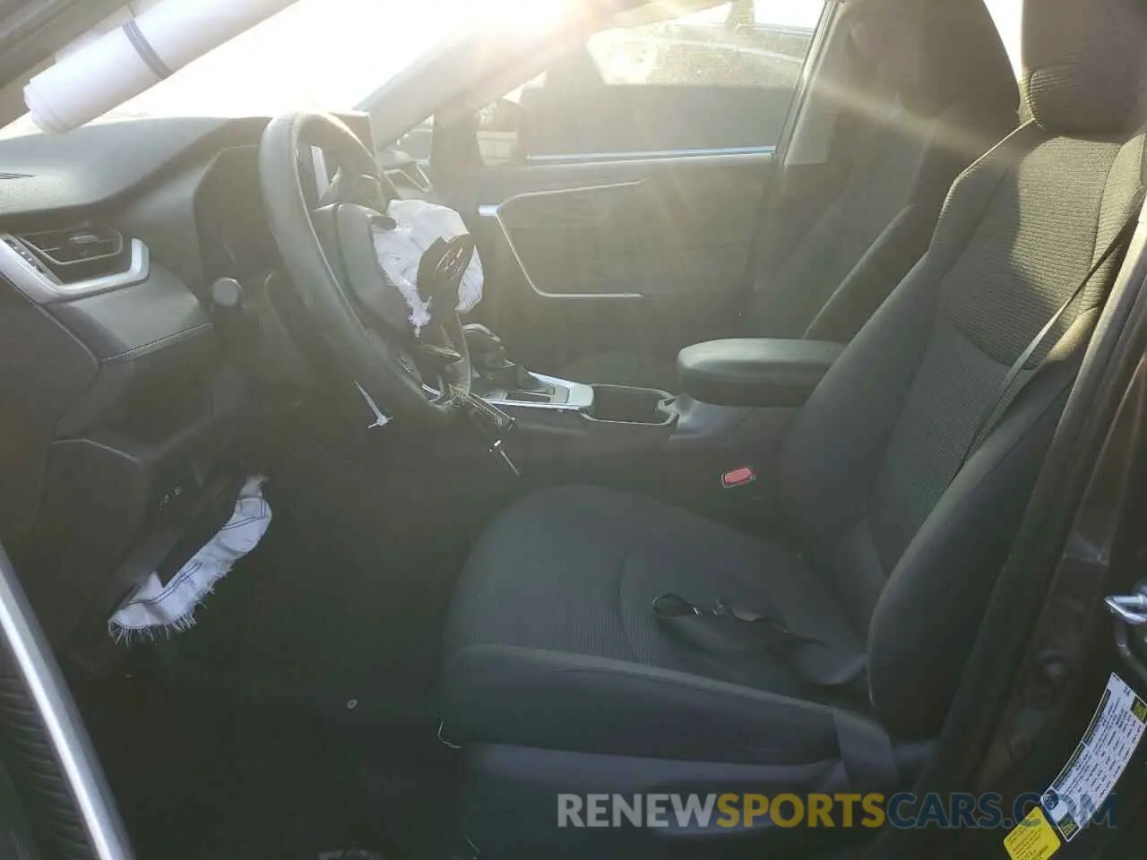 7 fotografías del automóvil dañado 2T3H1RFV5RC267135 TOYOTA RAV4 2024