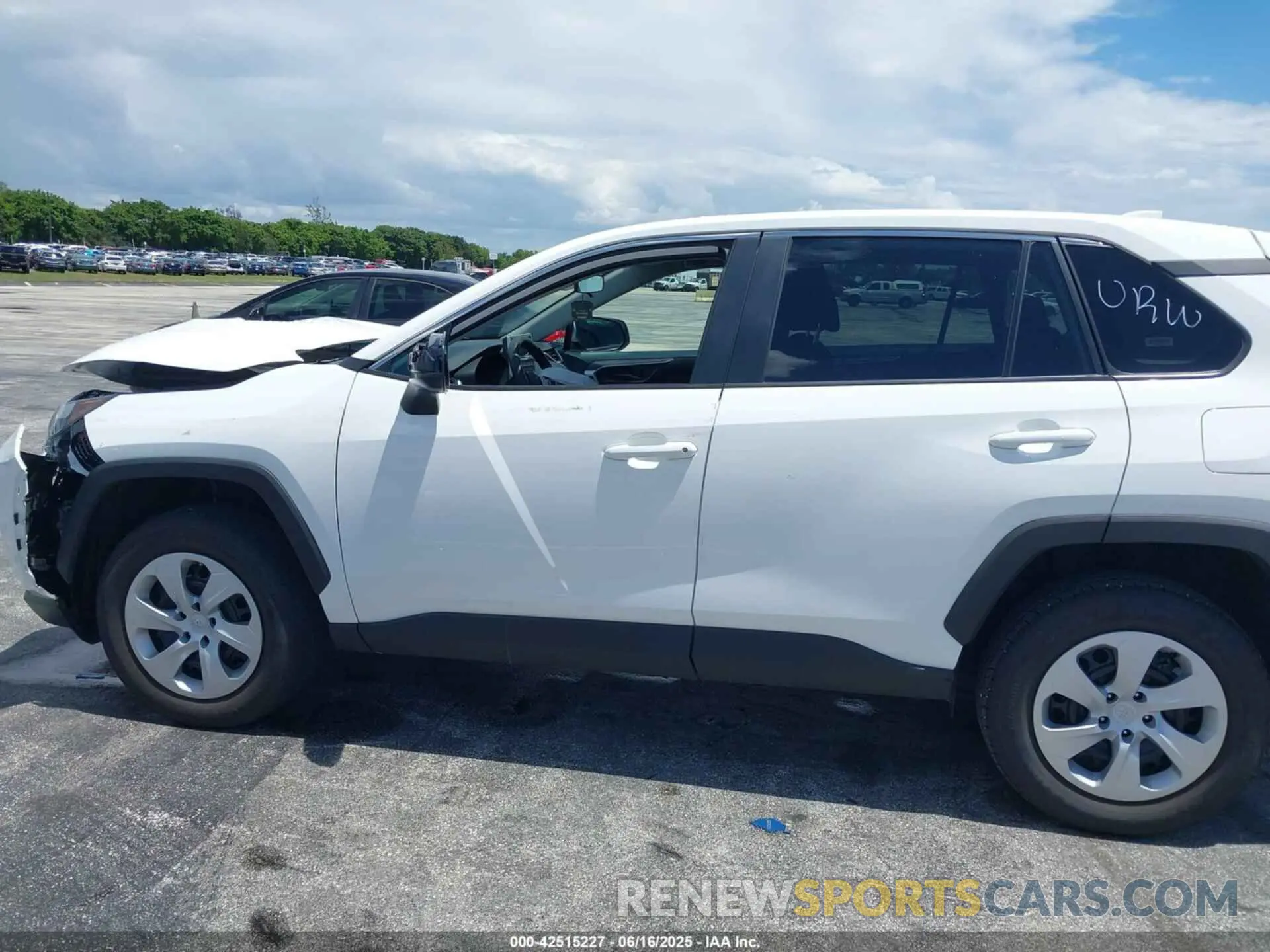 14 fotografías del automóvil dañado 2T3H1RFV5RW313027 TOYOTA RAV4 2024