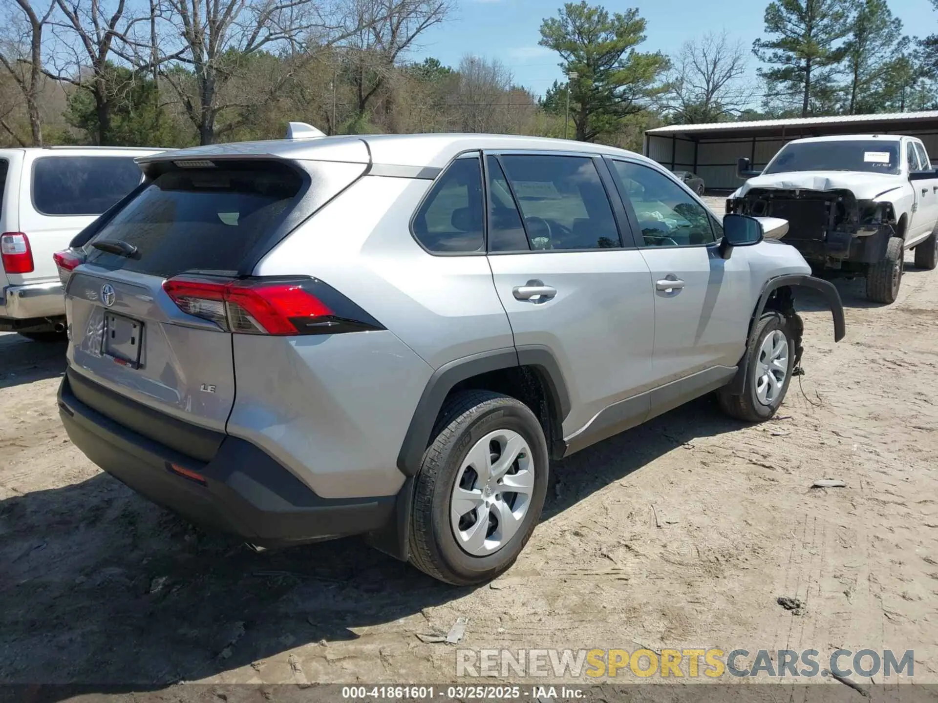 4 fotografías del automóvil dañado 2T3H1RFV5RW339305 TOYOTA RAV4 2024