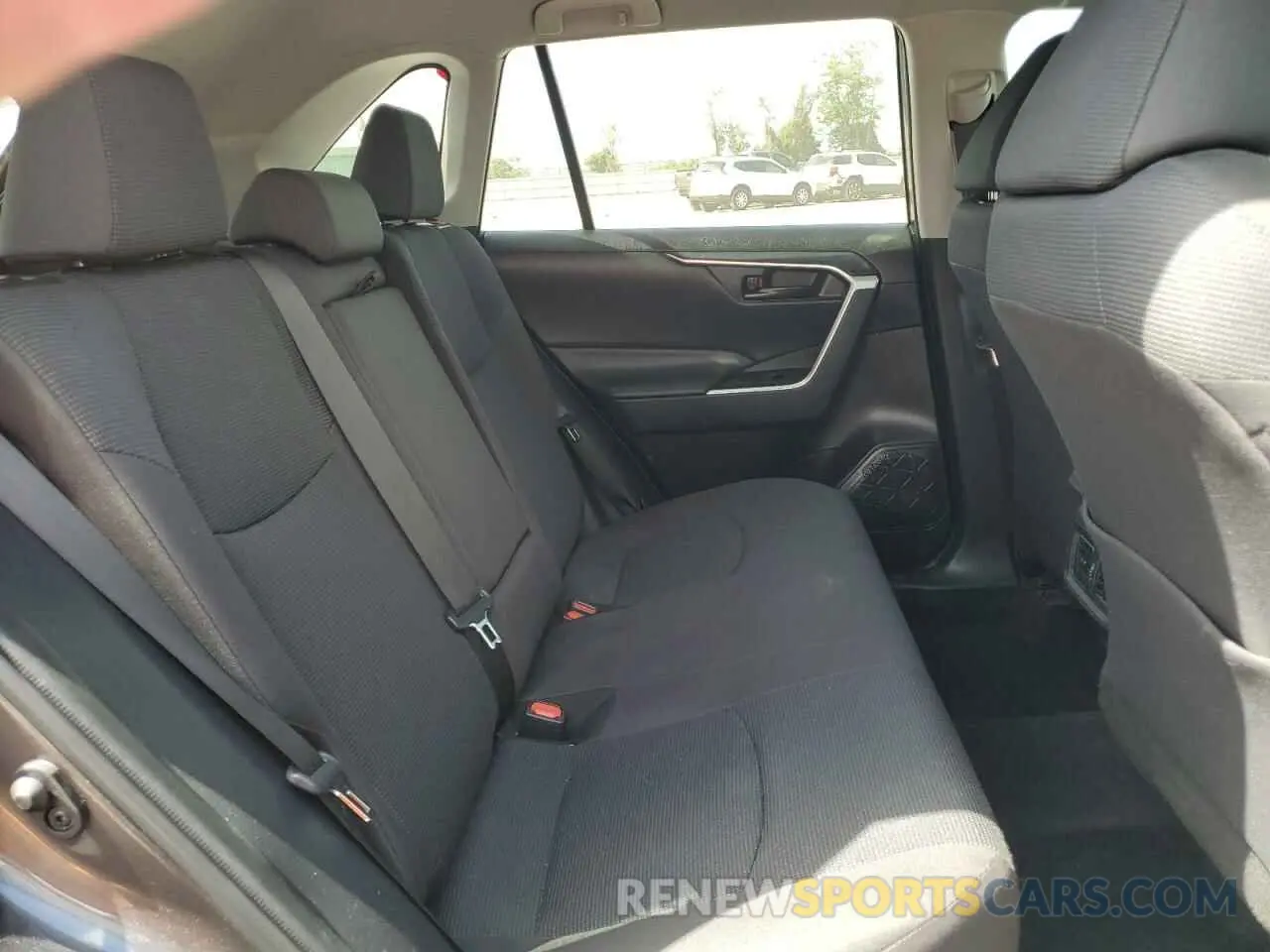 11 fotografías del automóvil dañado 2T3H1RFV6RC273459 TOYOTA RAV4 2024