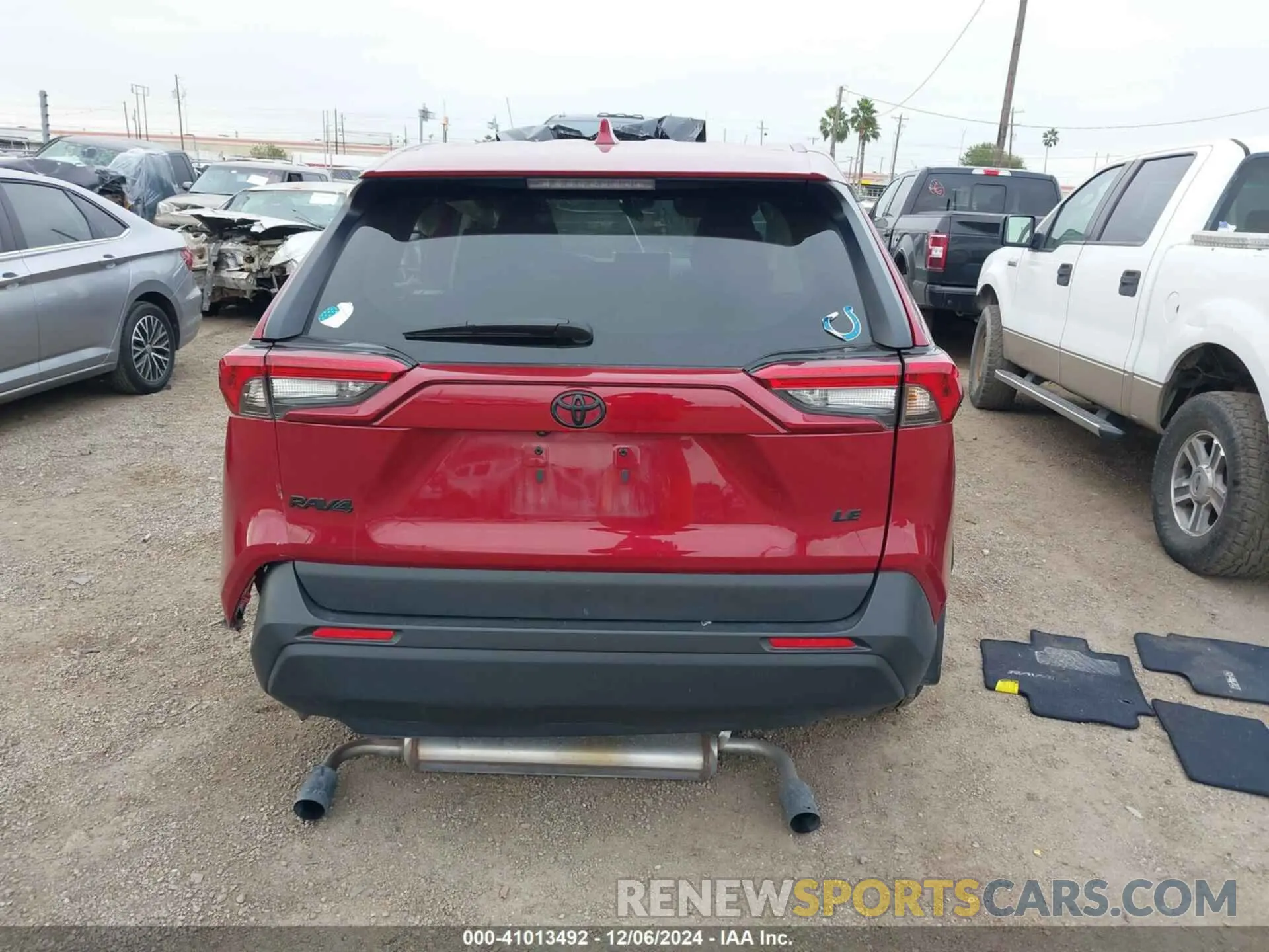 16 fotografías del automóvil dañado 2T3H1RFV6RW330998 TOYOTA RAV4 2024