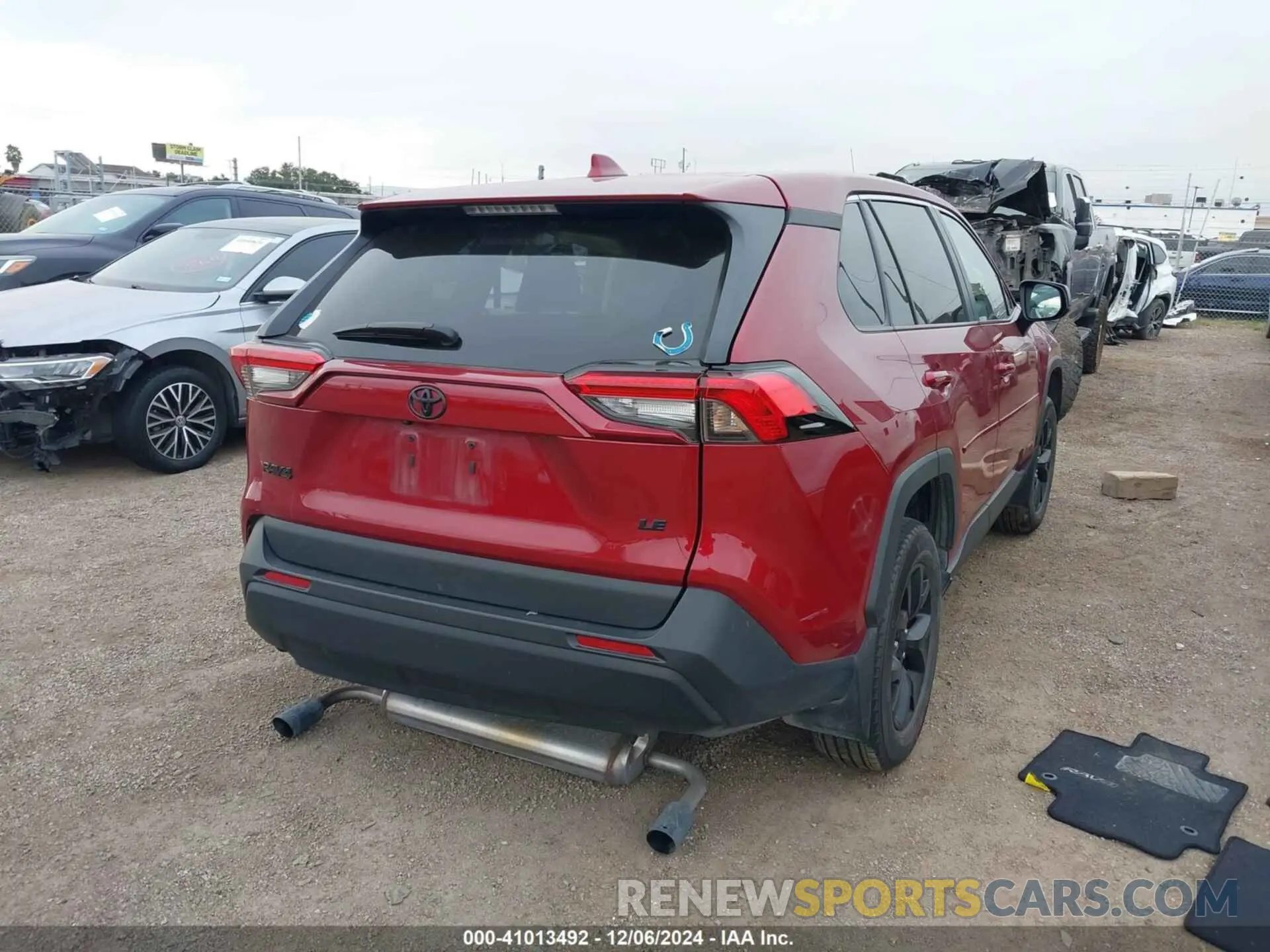 4 fotografías del automóvil dañado 2T3H1RFV6RW330998 TOYOTA RAV4 2024