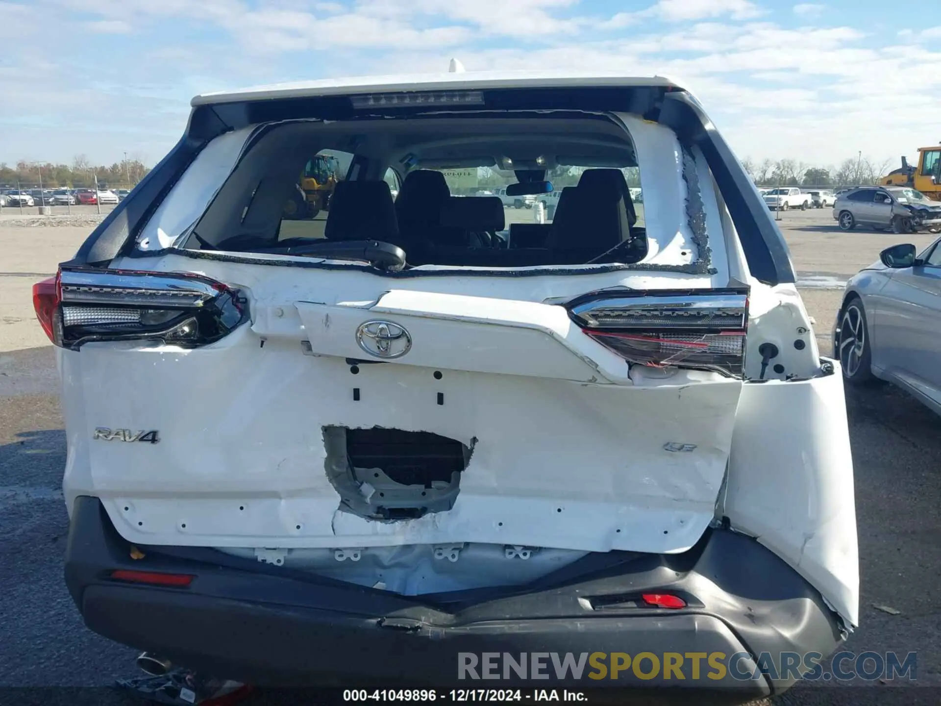 8 fotografías del automóvil dañado 2T3H1RFV6RW344500 TOYOTA RAV4 2024