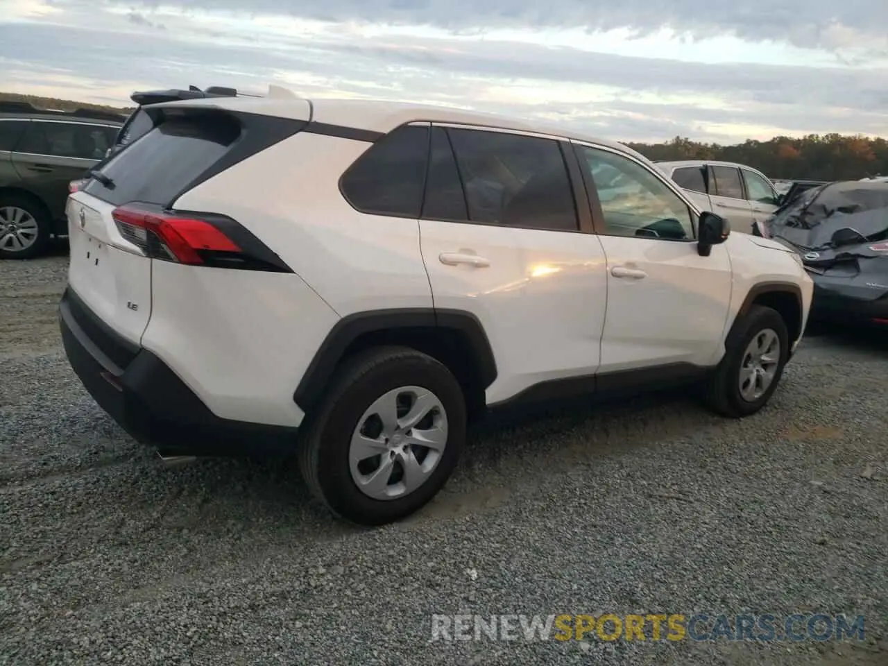 3 fotografías del automóvil dañado 2T3H1RFV7RW309318 TOYOTA RAV4 2024