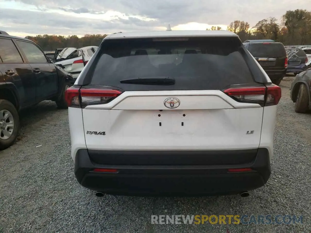 6 fotografías del automóvil dañado 2T3H1RFV7RW309318 TOYOTA RAV4 2024