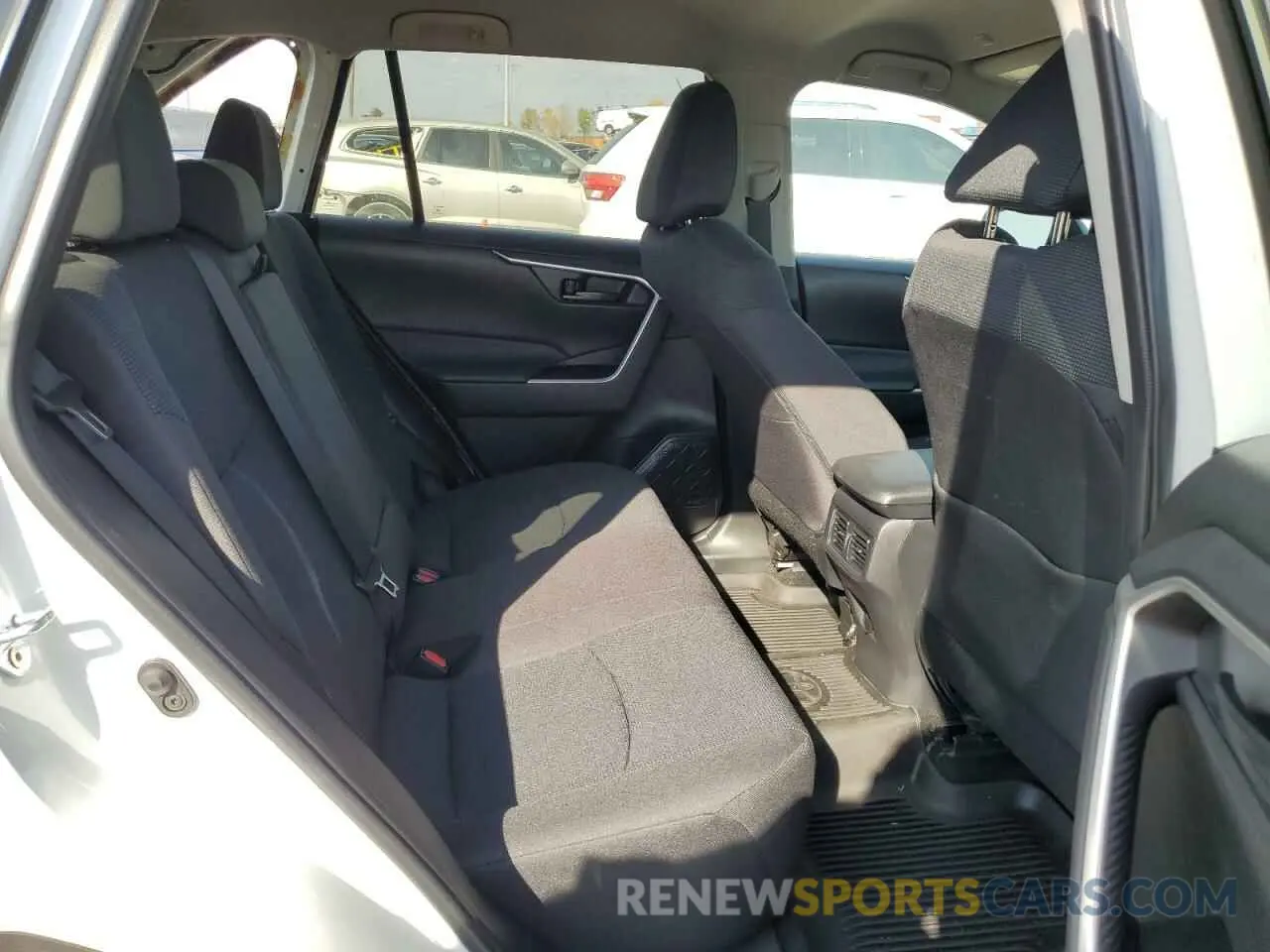 11 fotografías del automóvil dañado 2T3H1RFV7RW330234 TOYOTA RAV4 2024