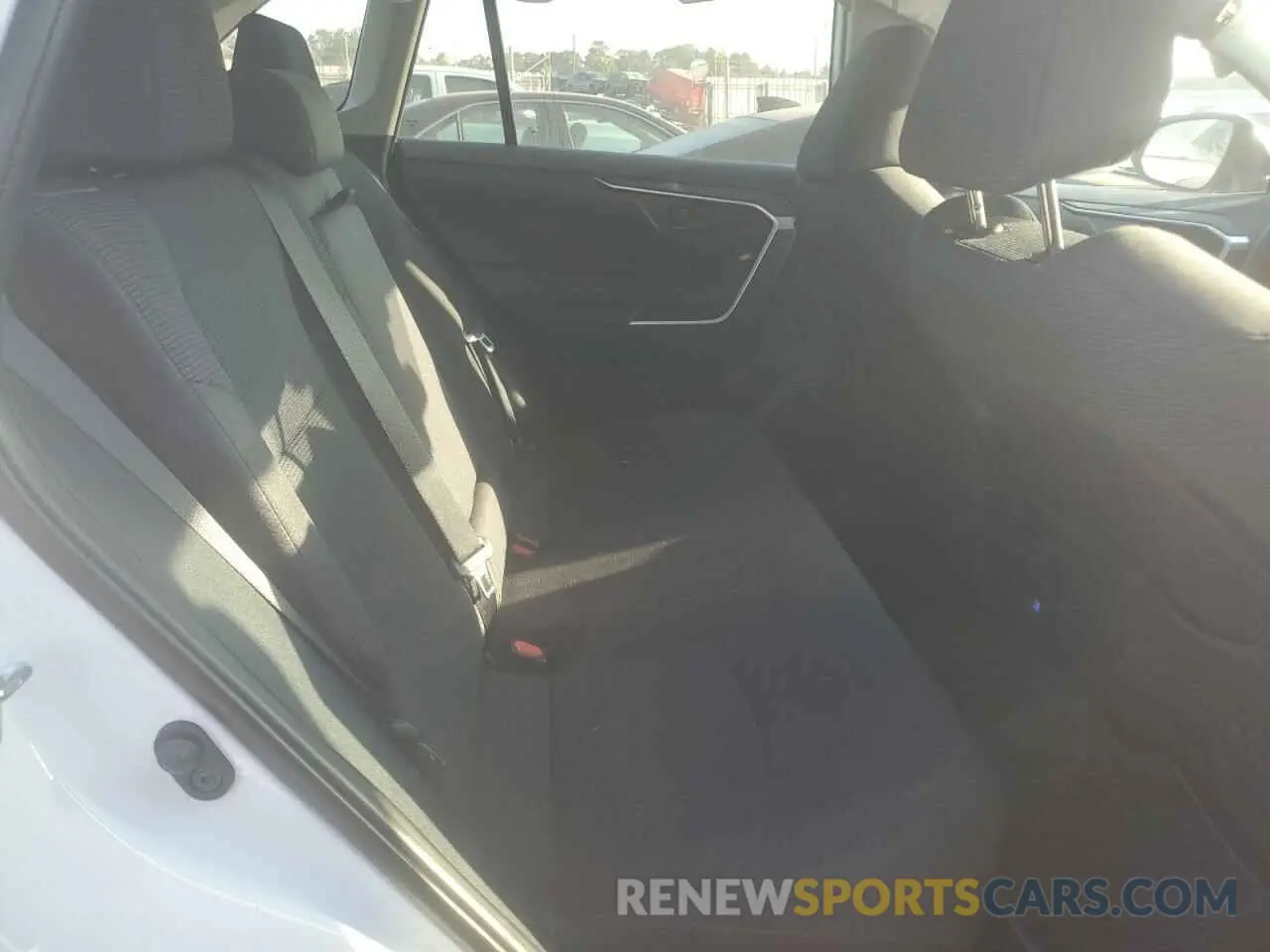 11 fotografías del automóvil dañado 2T3H1RFV8RW348113 TOYOTA RAV4 2024