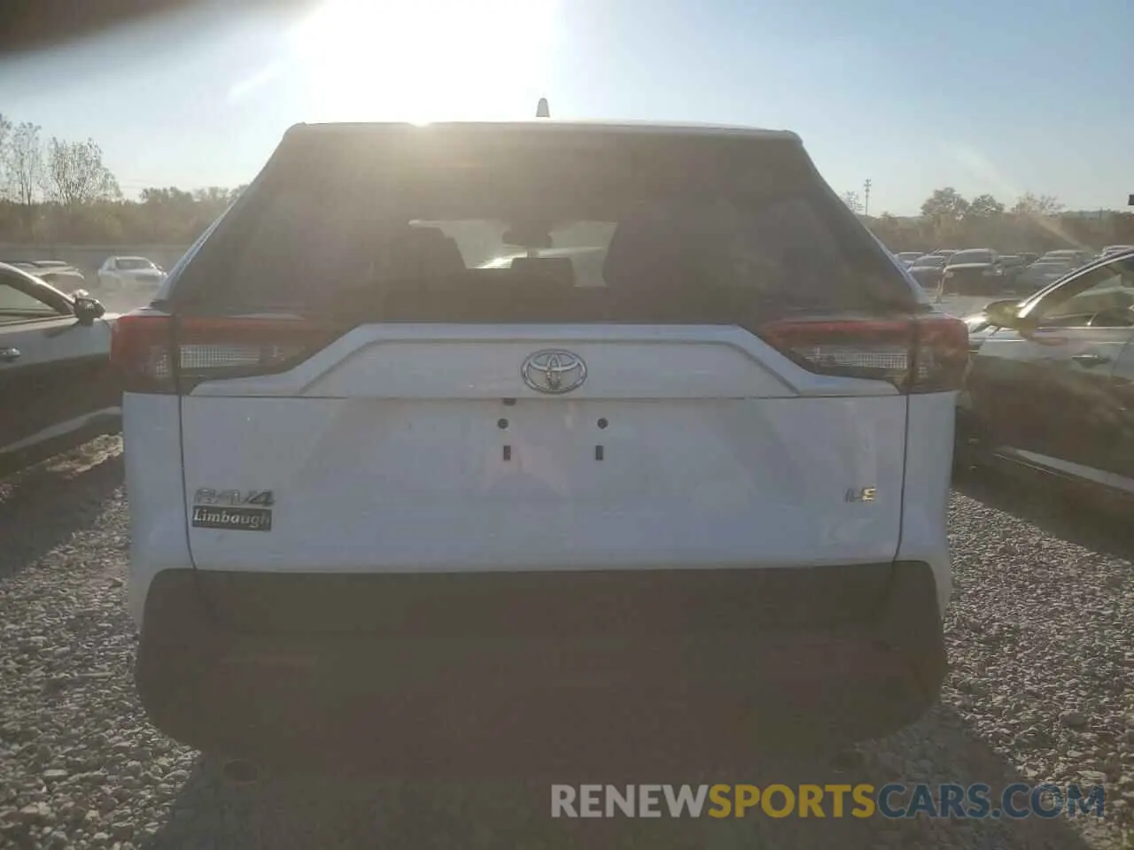 6 fotografías del automóvil dañado 2T3H1RFV8RW348113 TOYOTA RAV4 2024