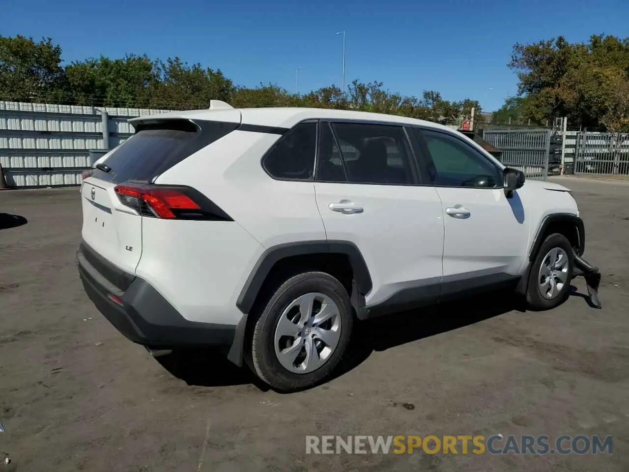 3 fotografías del automóvil dañado 2T3H1RFV9RC299215 TOYOTA RAV4 2024