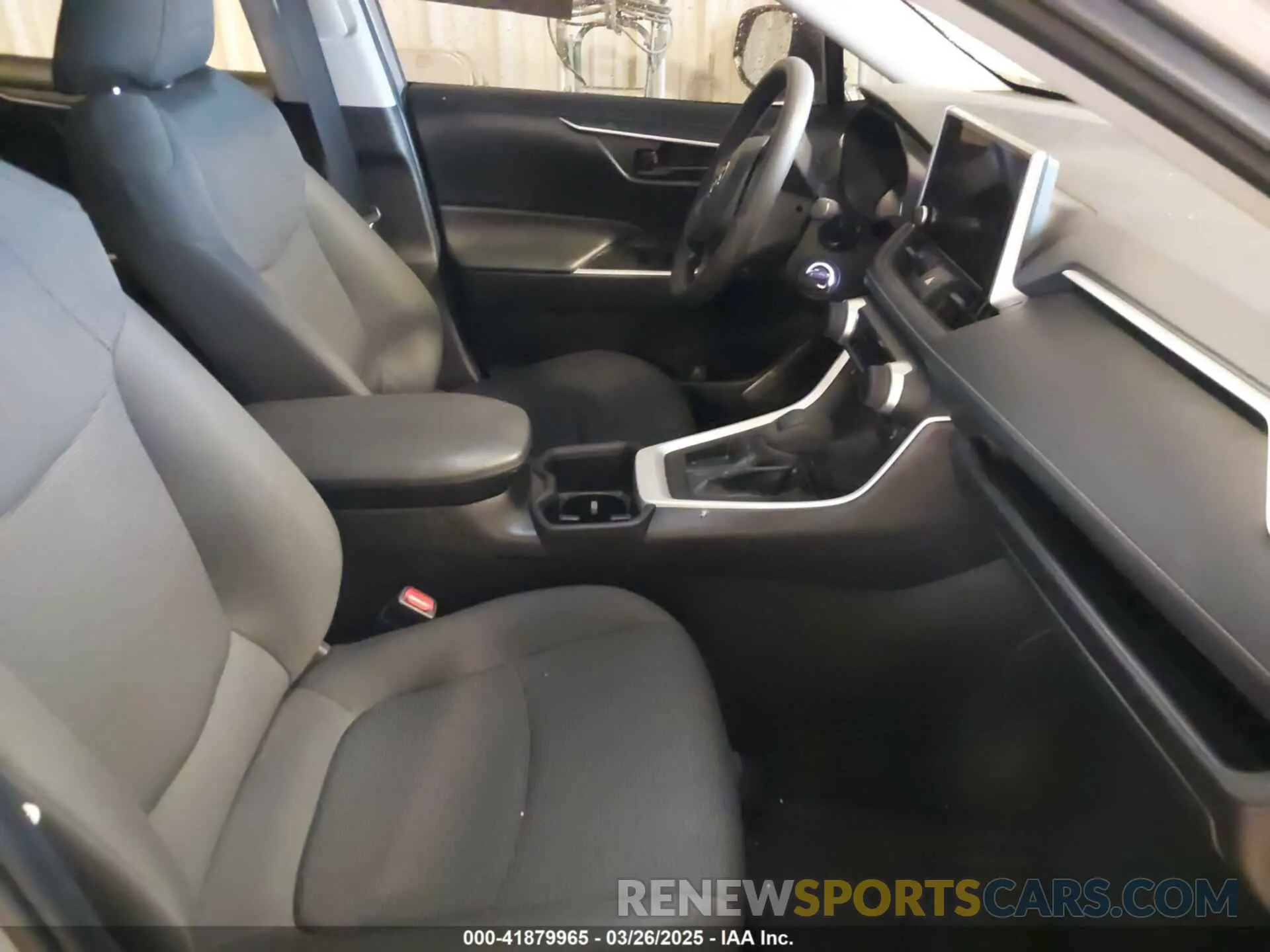 5 fotografías del automóvil dañado 2T3H1RFV9RW310681 TOYOTA RAV4 2024