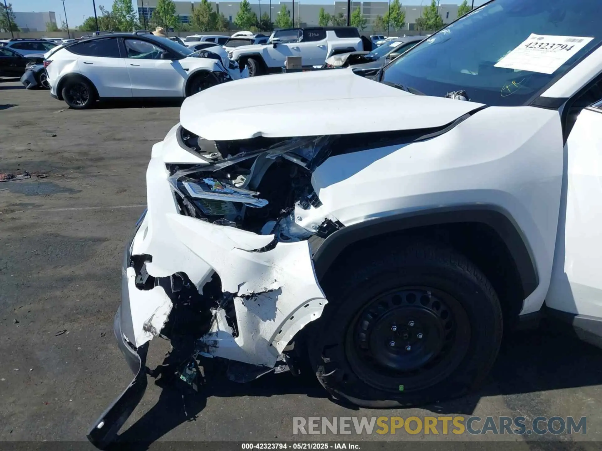 12 fotografías del automóvil dañado 2T3H1RFV9RW315864 TOYOTA RAV4 2024
