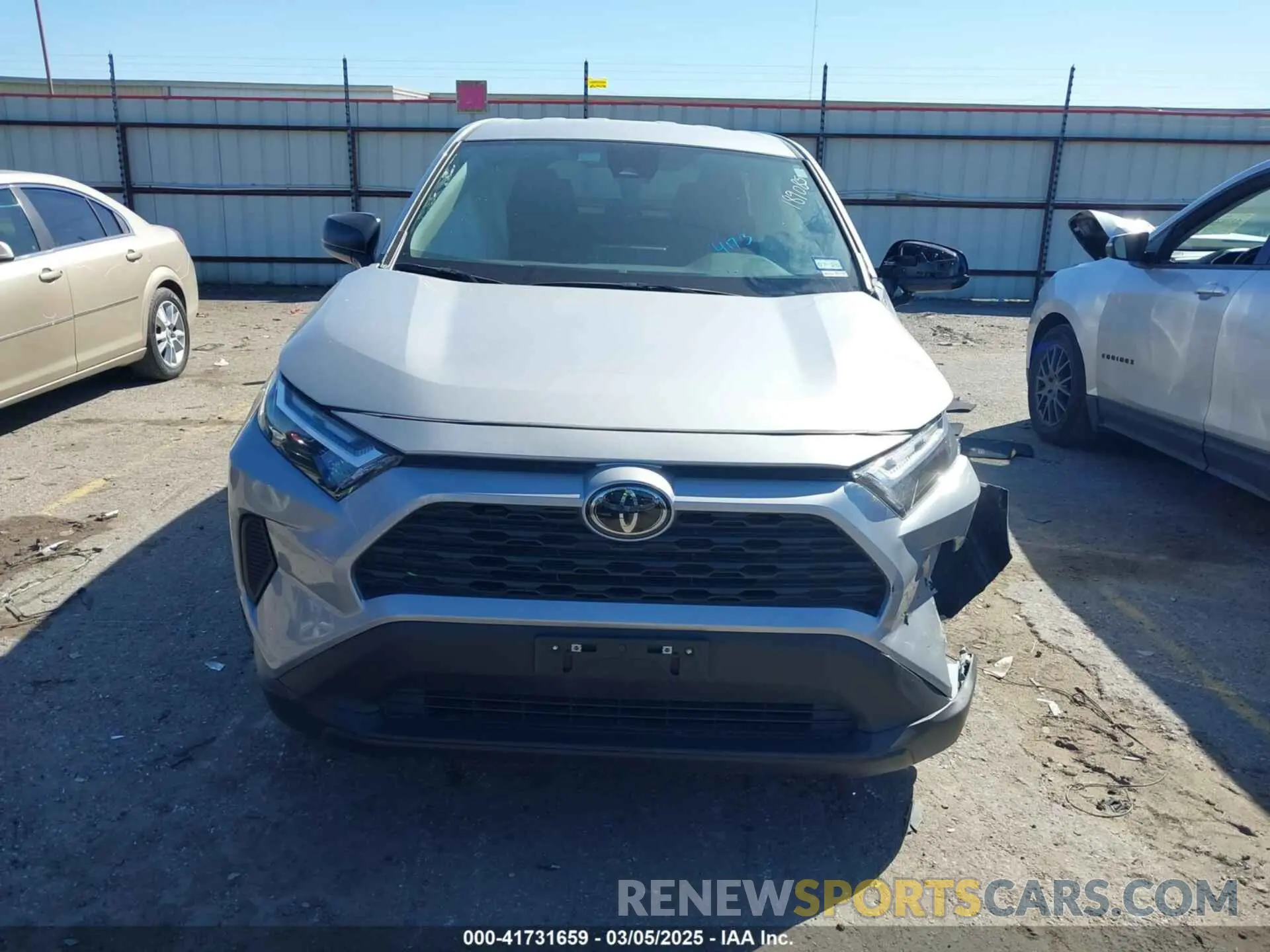 11 fotografías del automóvil dañado 2T3H1RFV9RW348024 TOYOTA RAV4 2024