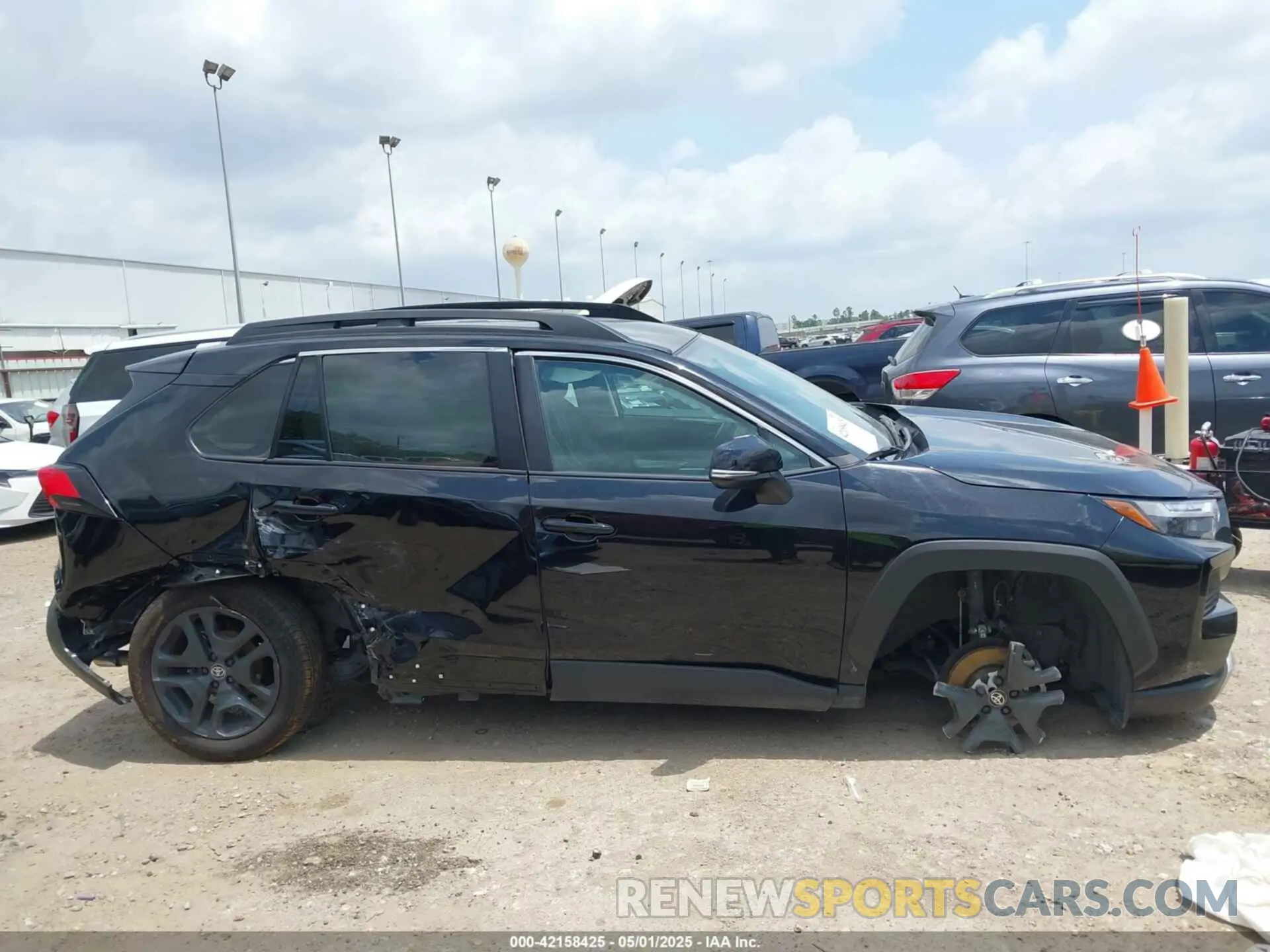 14 fotografías del automóvil dañado 2T3J1RFV1RW471463 TOYOTA RAV4 2024
