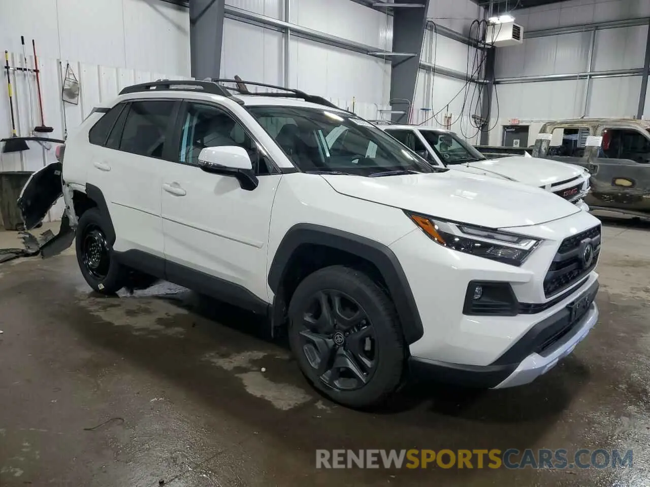 4 fotografías del automóvil dañado 2T3J1RFV2RW411370 TOYOTA RAV4 2024