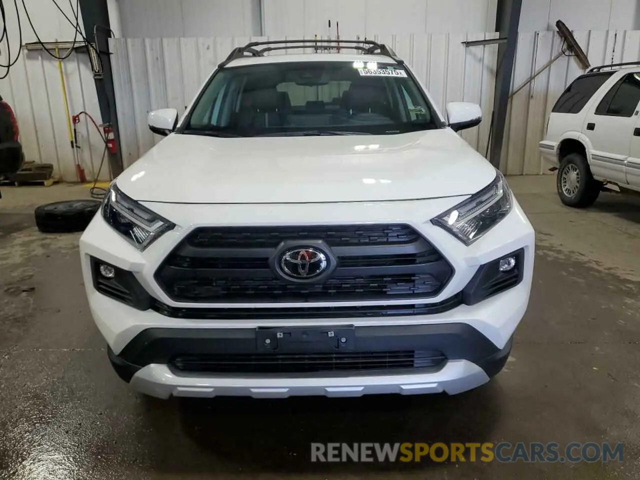 5 fotografías del automóvil dañado 2T3J1RFV2RW411370 TOYOTA RAV4 2024