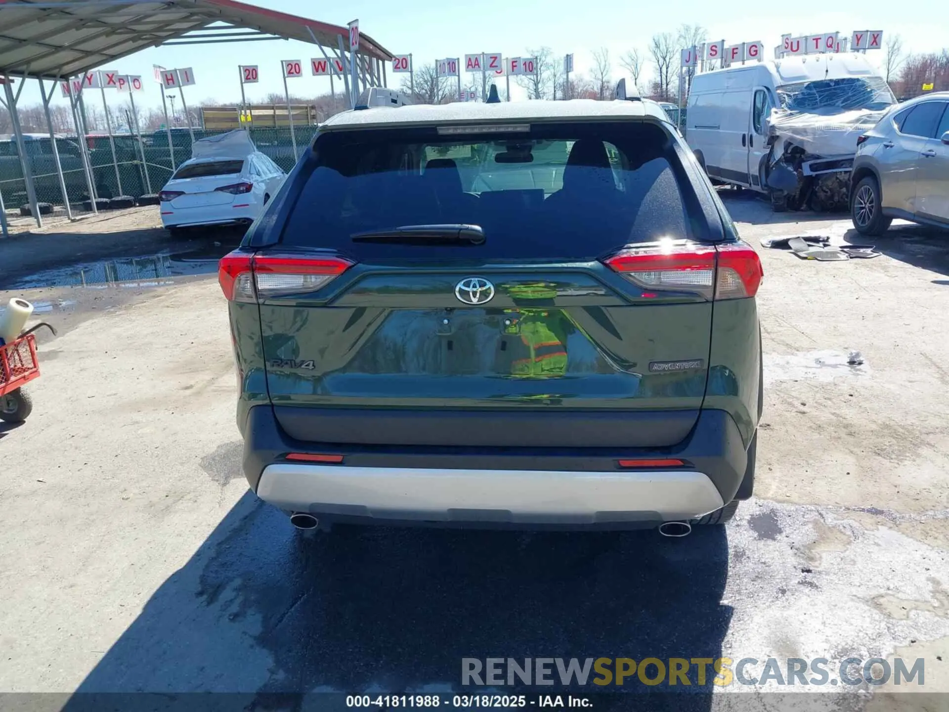 17 fotografías del automóvil dañado 2T3J1RFV3RW442580 TOYOTA RAV4 2024