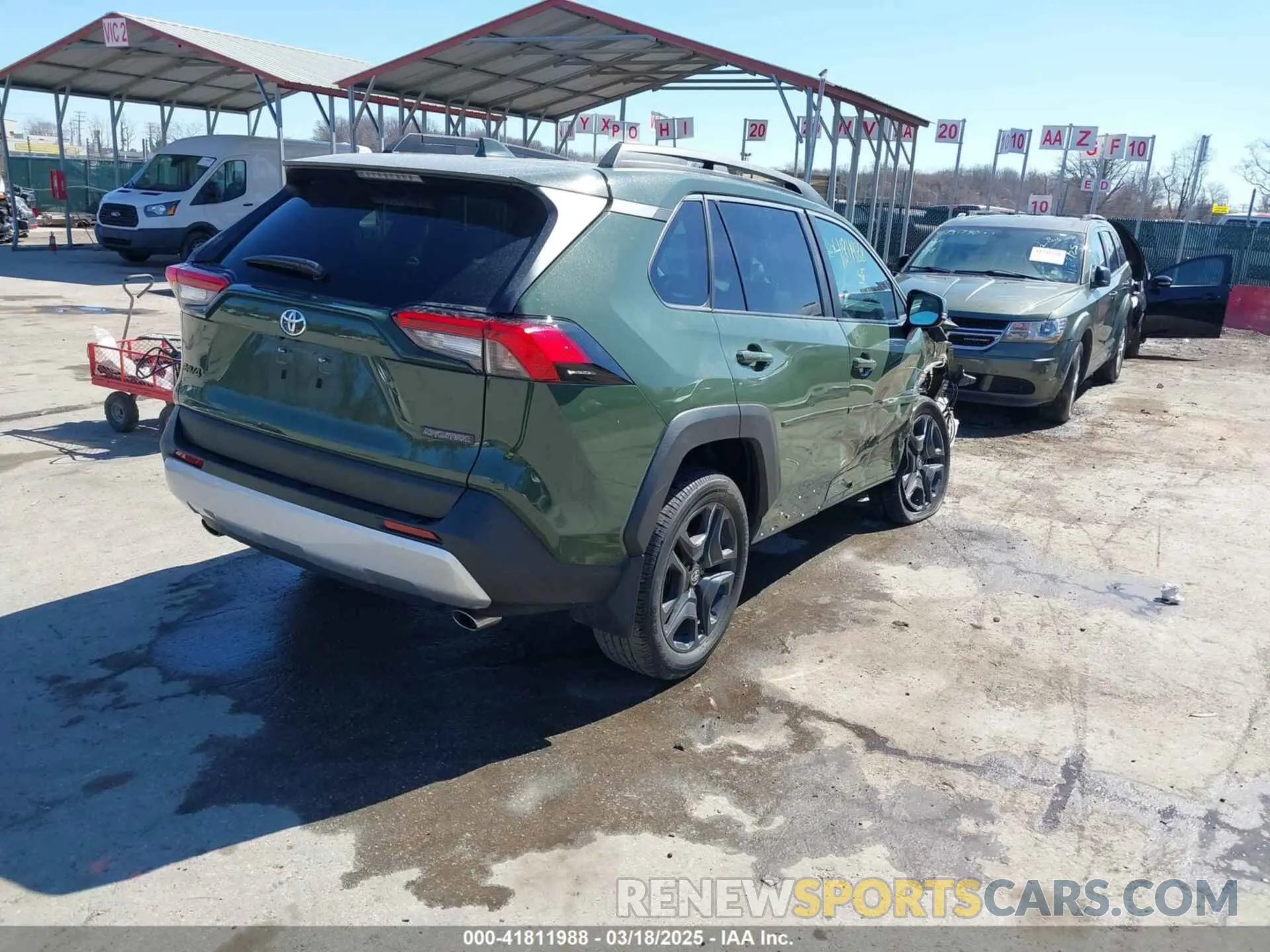4 fotografías del automóvil dañado 2T3J1RFV3RW442580 TOYOTA RAV4 2024