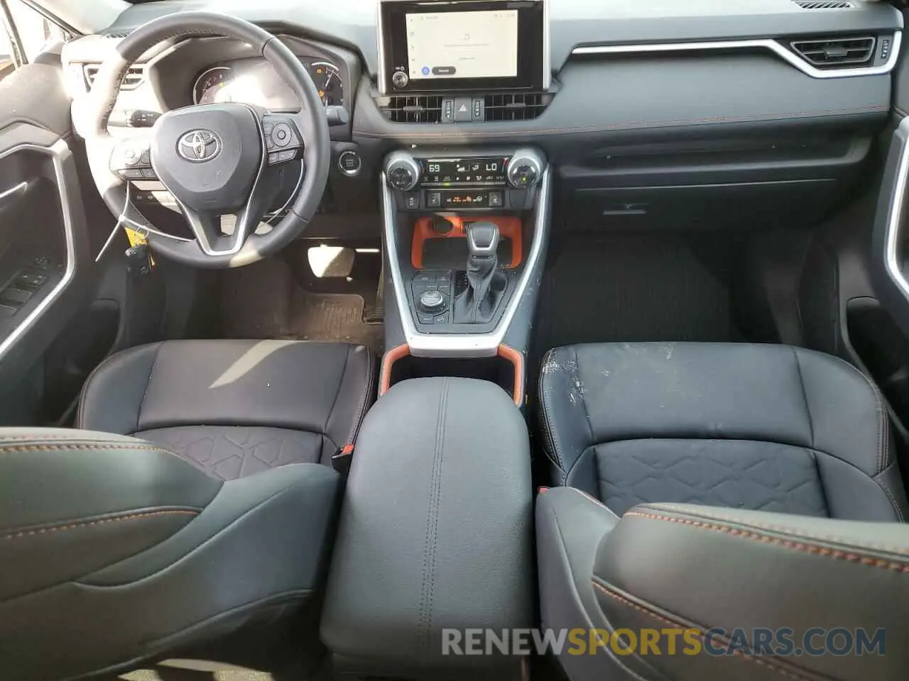 8 fotografías del automóvil dañado 2T3J1RFV3RW446189 TOYOTA RAV4 2024