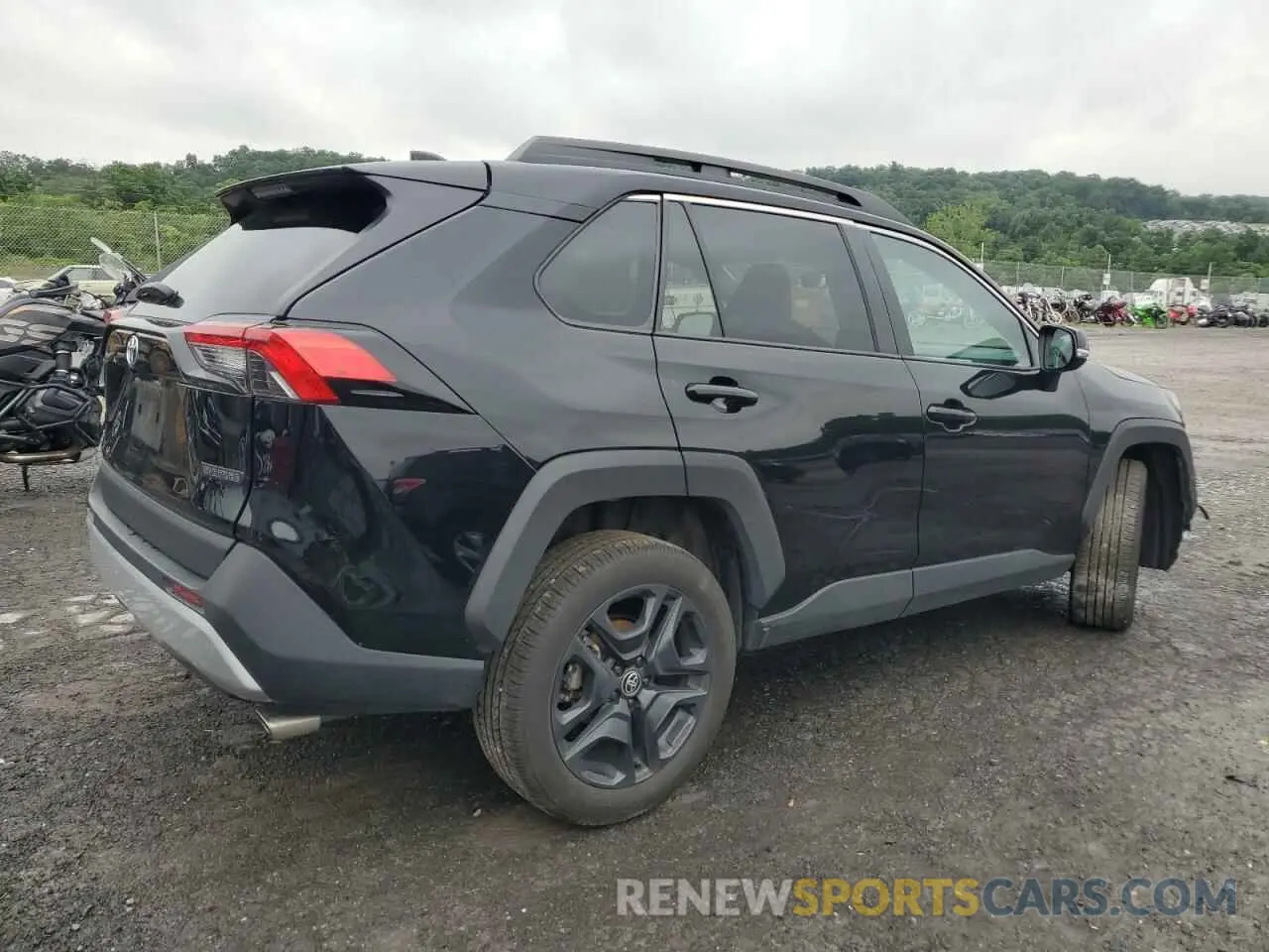3 fotografías del automóvil dañado 2T3J1RFV4RW478519 TOYOTA RAV4 2024