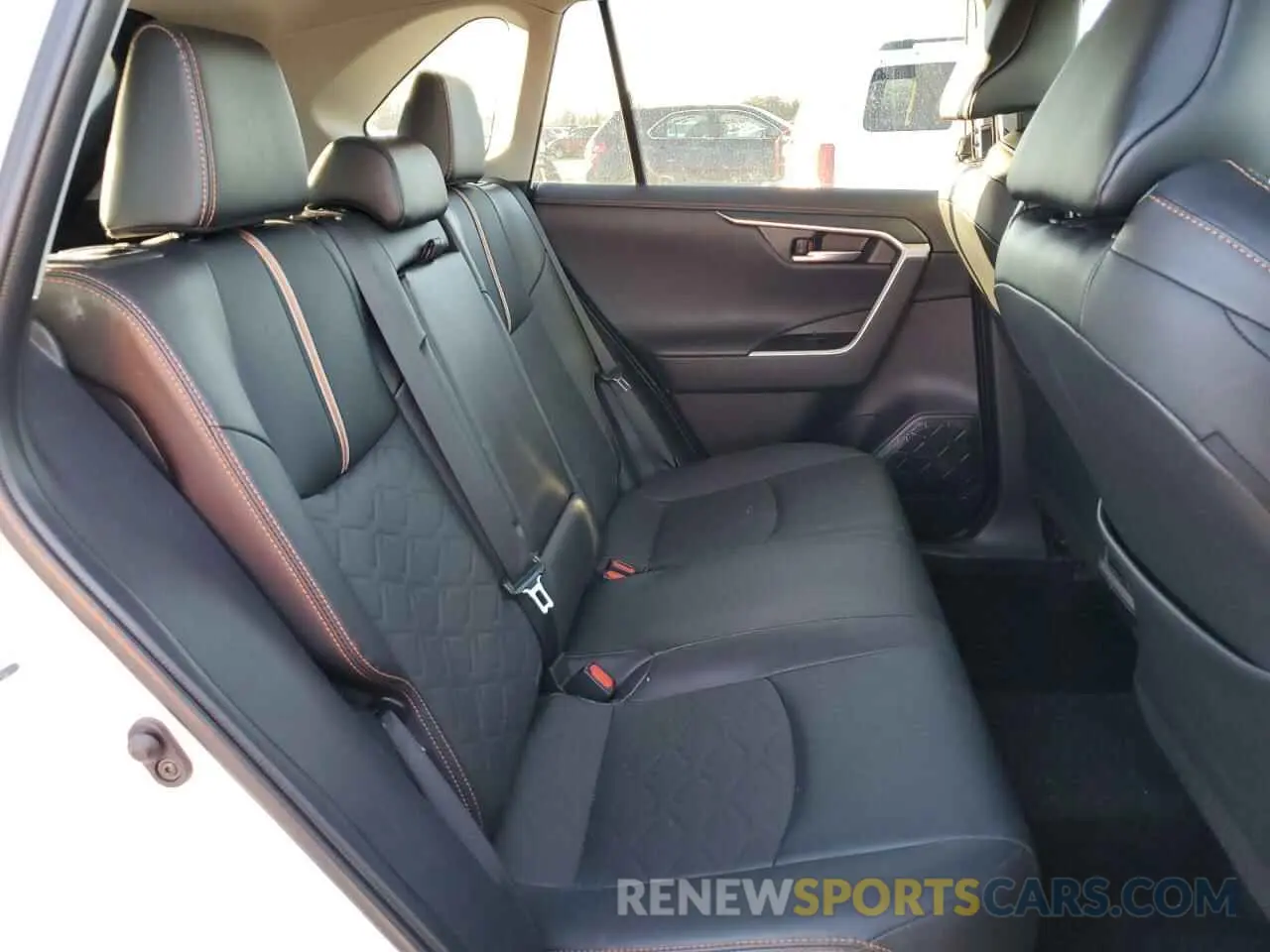 11 fotografías del automóvil dañado 2T3J1RFV8RW423720 TOYOTA RAV4 2024