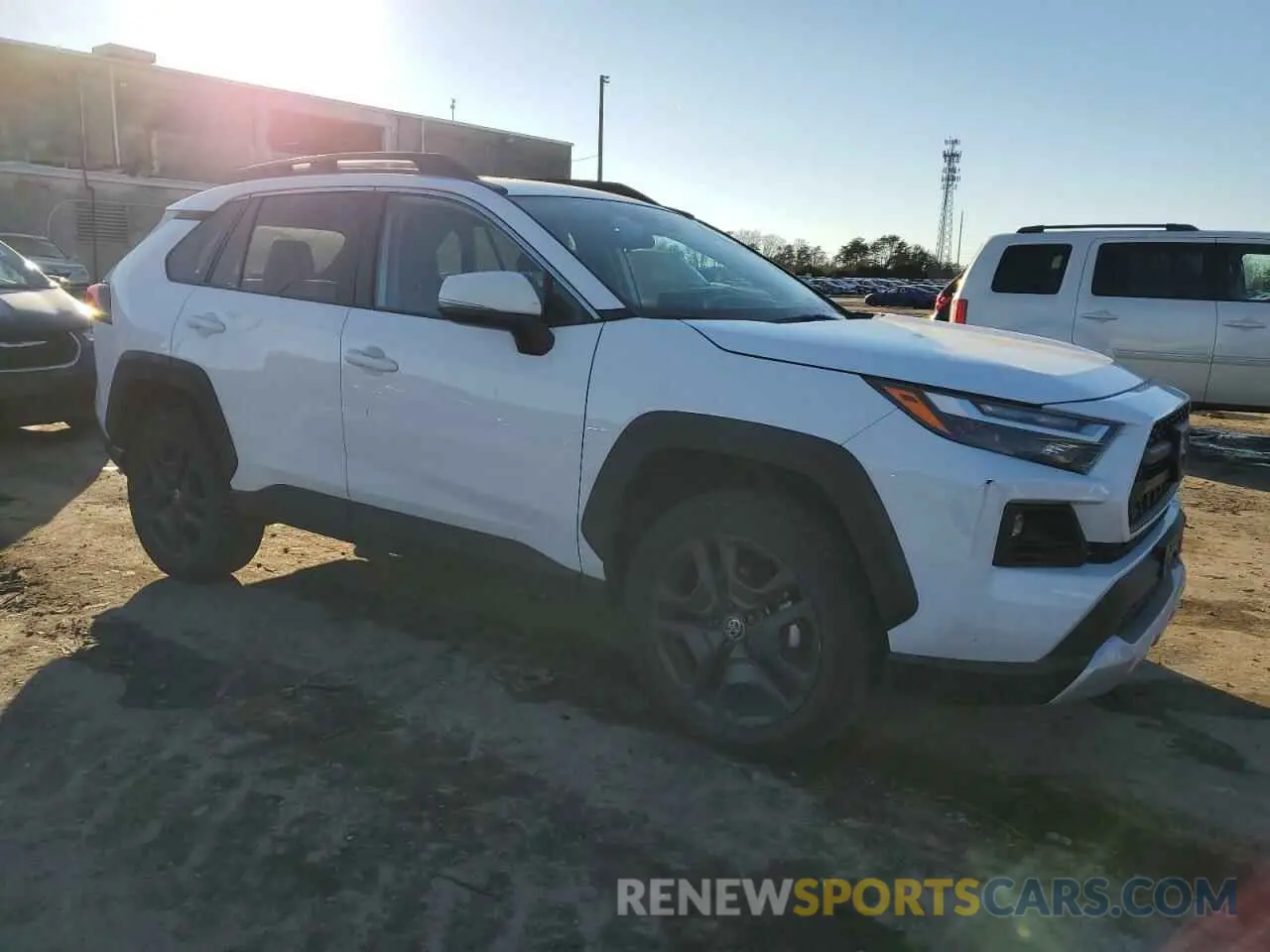 4 fotografías del automóvil dañado 2T3J1RFV8RW423720 TOYOTA RAV4 2024