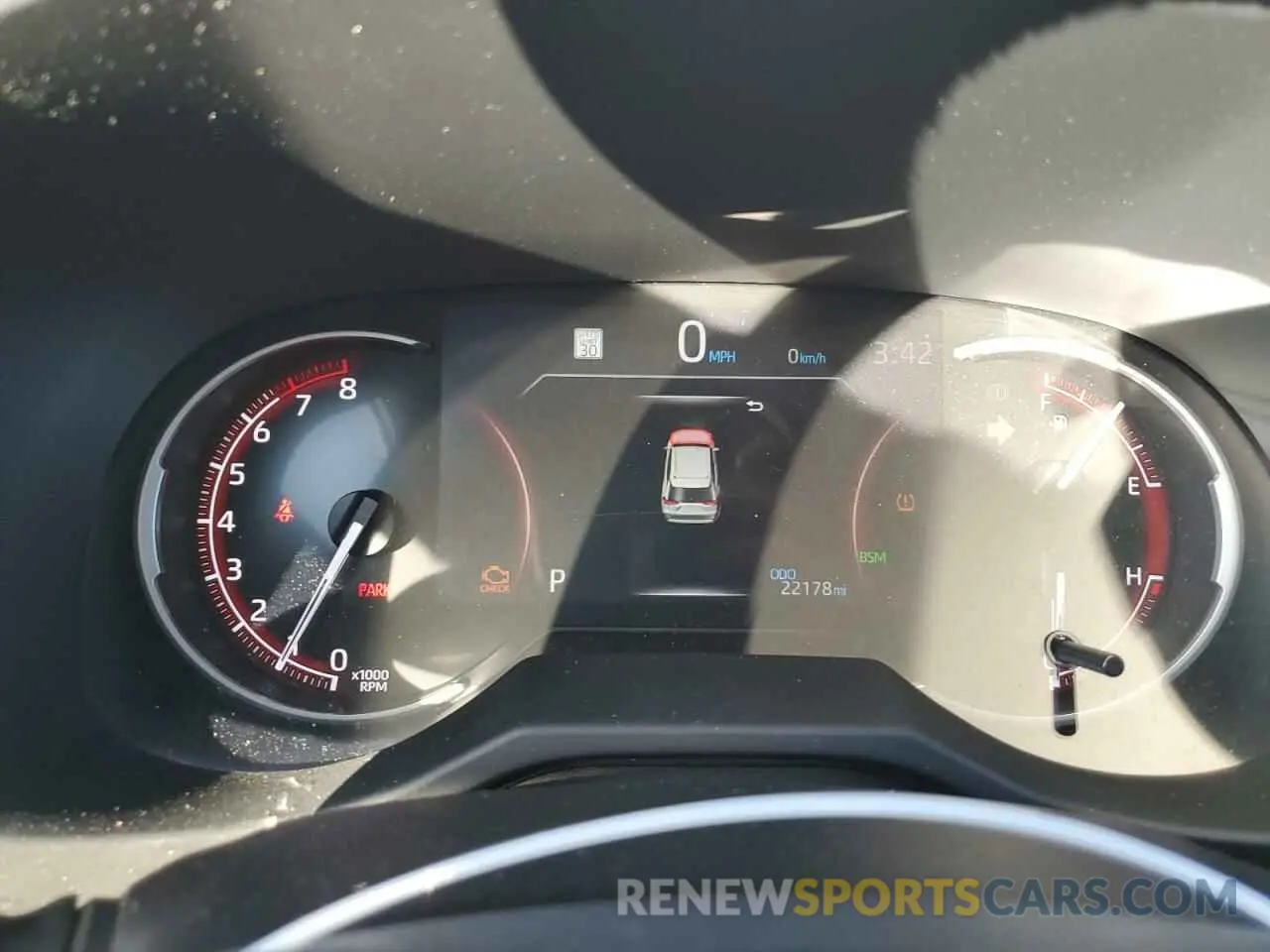 9 fotografías del automóvil dañado 2T3J1RFV8RW423720 TOYOTA RAV4 2024
