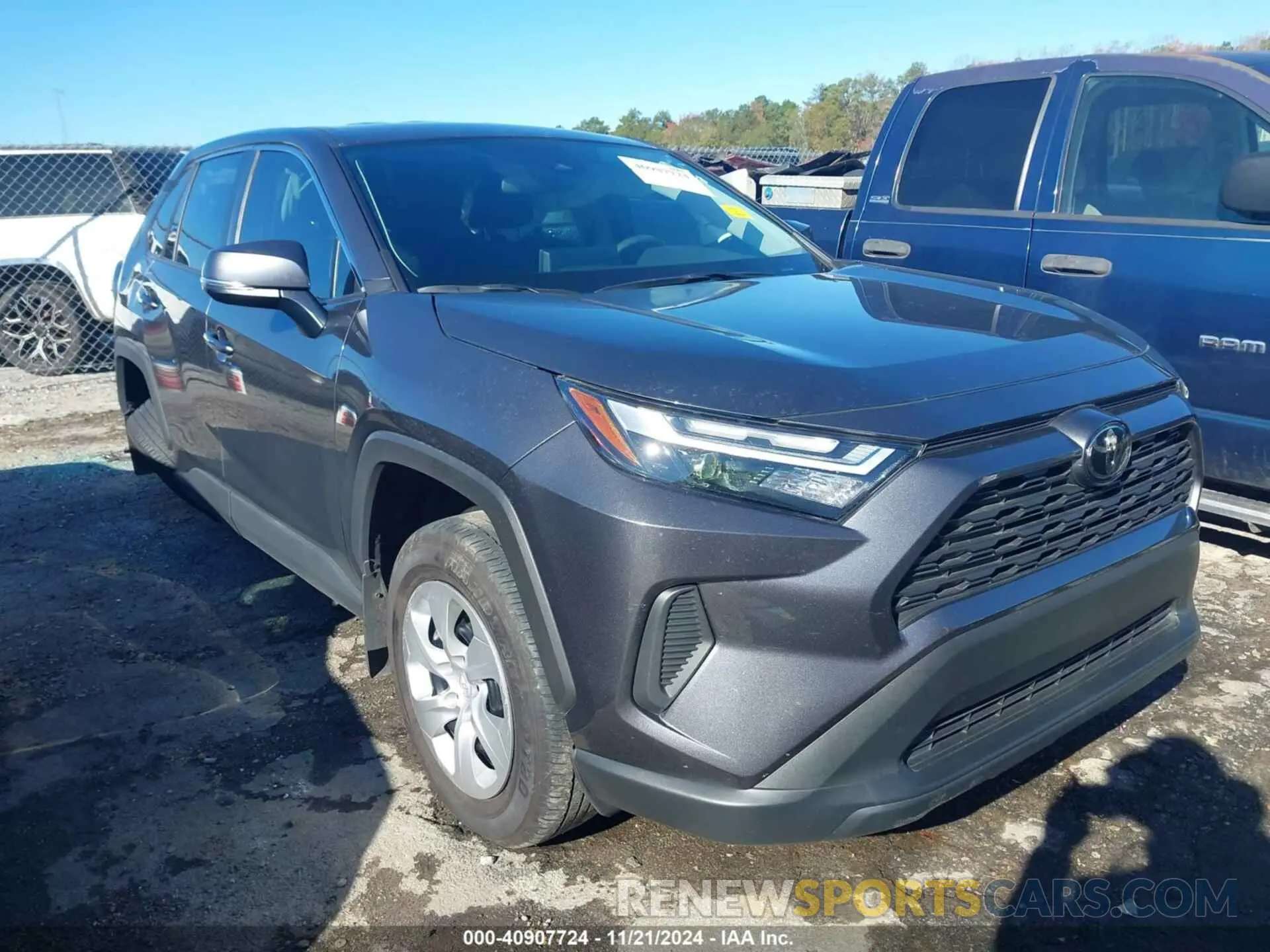 1 fotografías del automóvil dañado 2T3K1RFV4RC262627 TOYOTA RAV4 2024