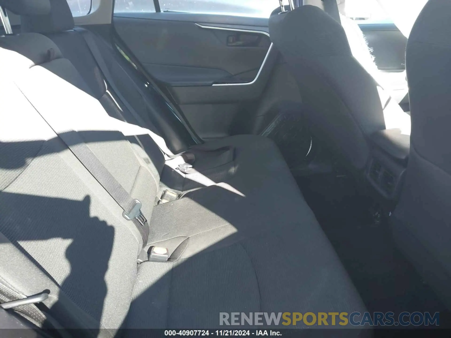 8 fotografías del automóvil dañado 2T3K1RFV4RC262627 TOYOTA RAV4 2024