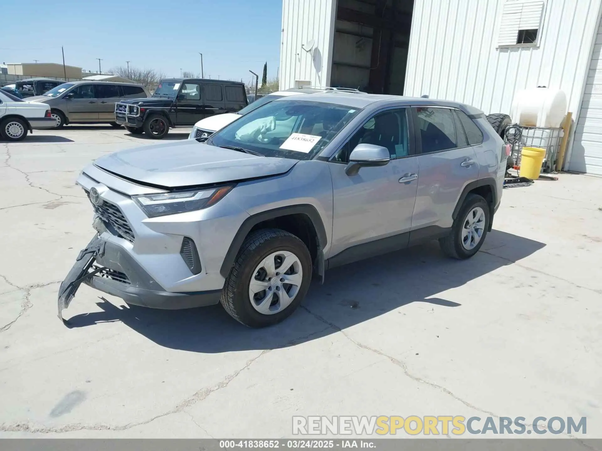 2 fotografías del automóvil dañado 2T3K1RFV4RC279959 TOYOTA RAV4 2024