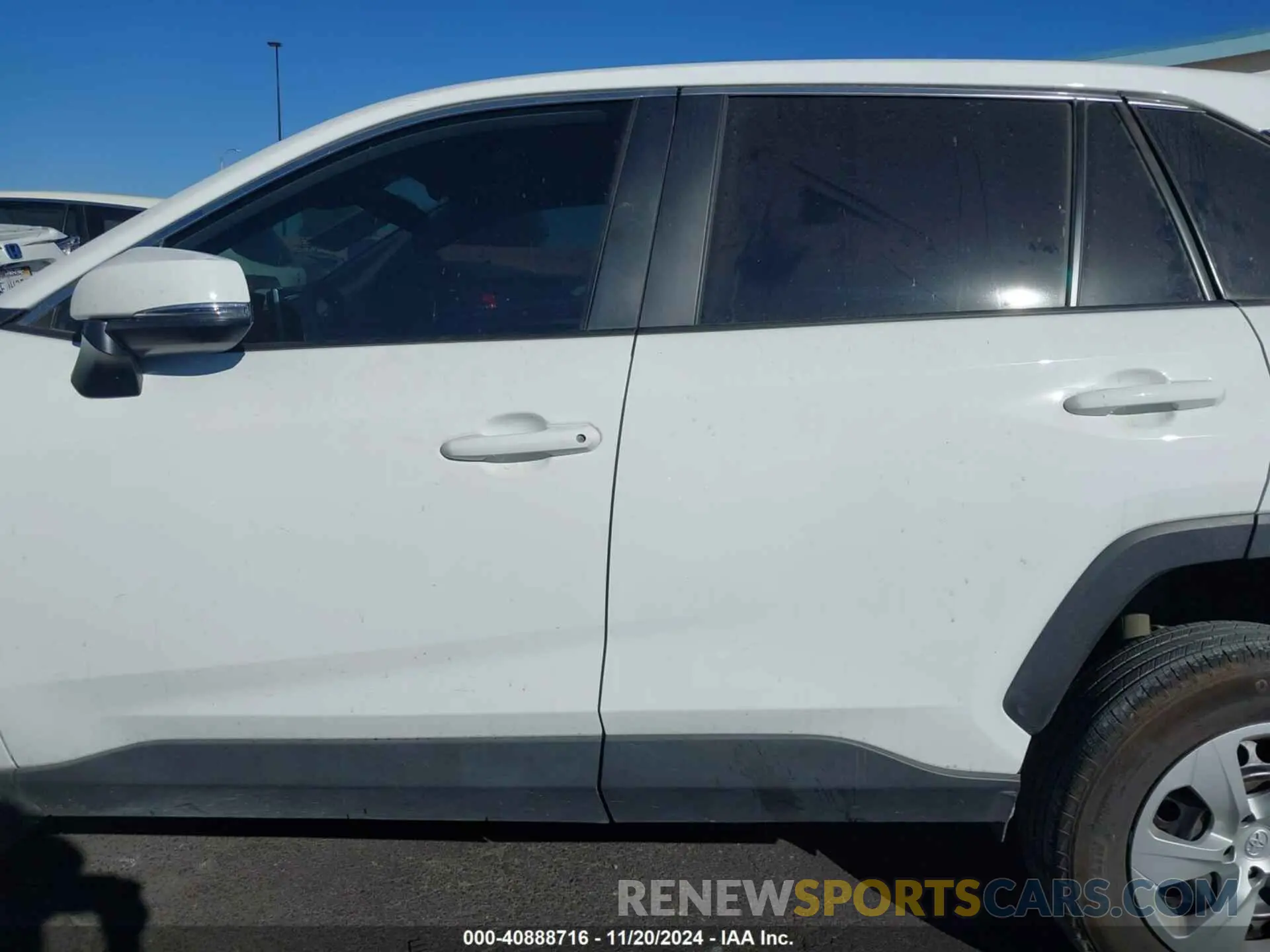 15 fotografías del automóvil dañado 2T3K1RFV4RW309055 TOYOTA RAV4 2024
