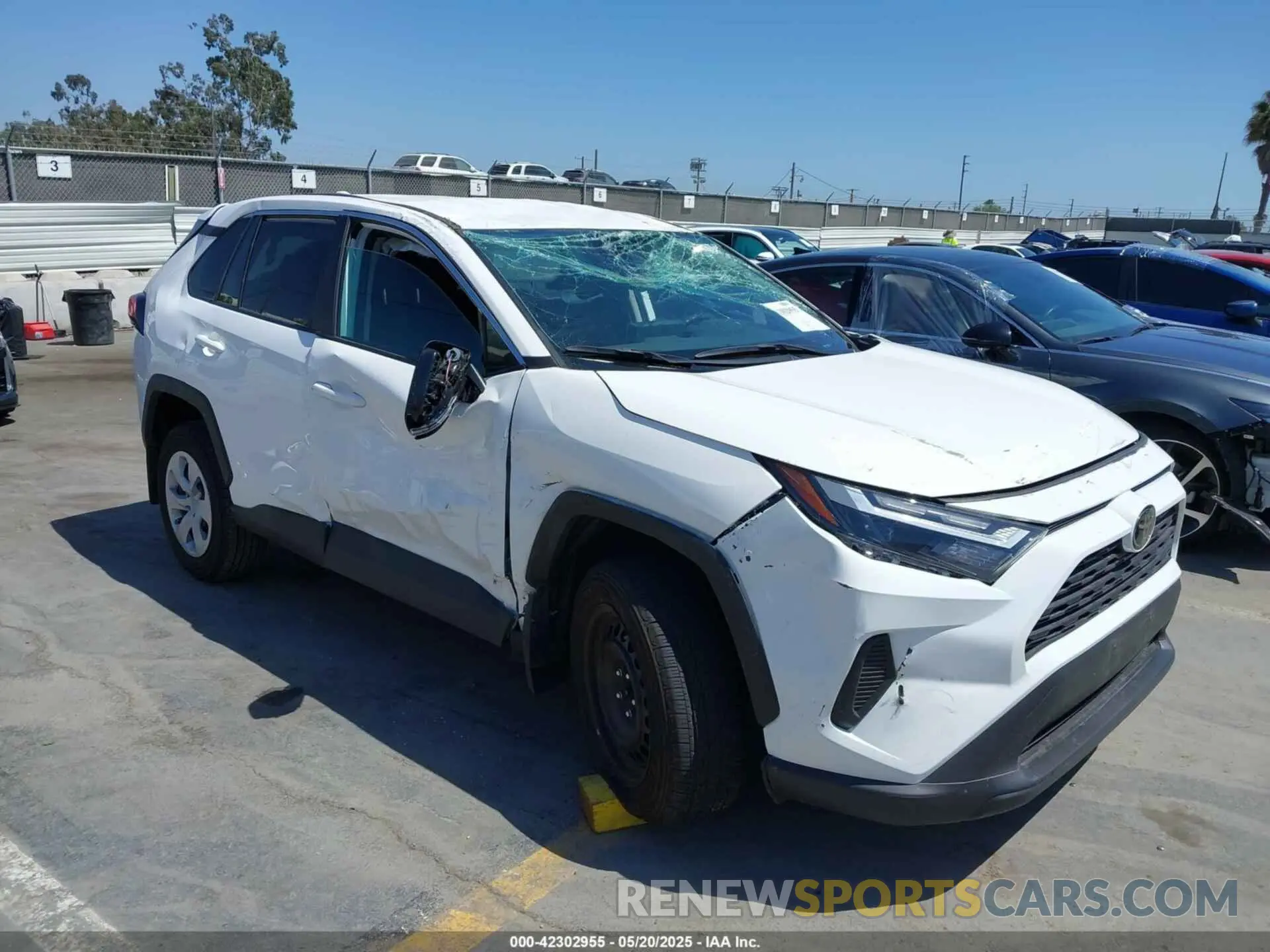 1 fotografías del automóvil dañado 2T3K1RFV5RW337477 TOYOTA RAV4 2024