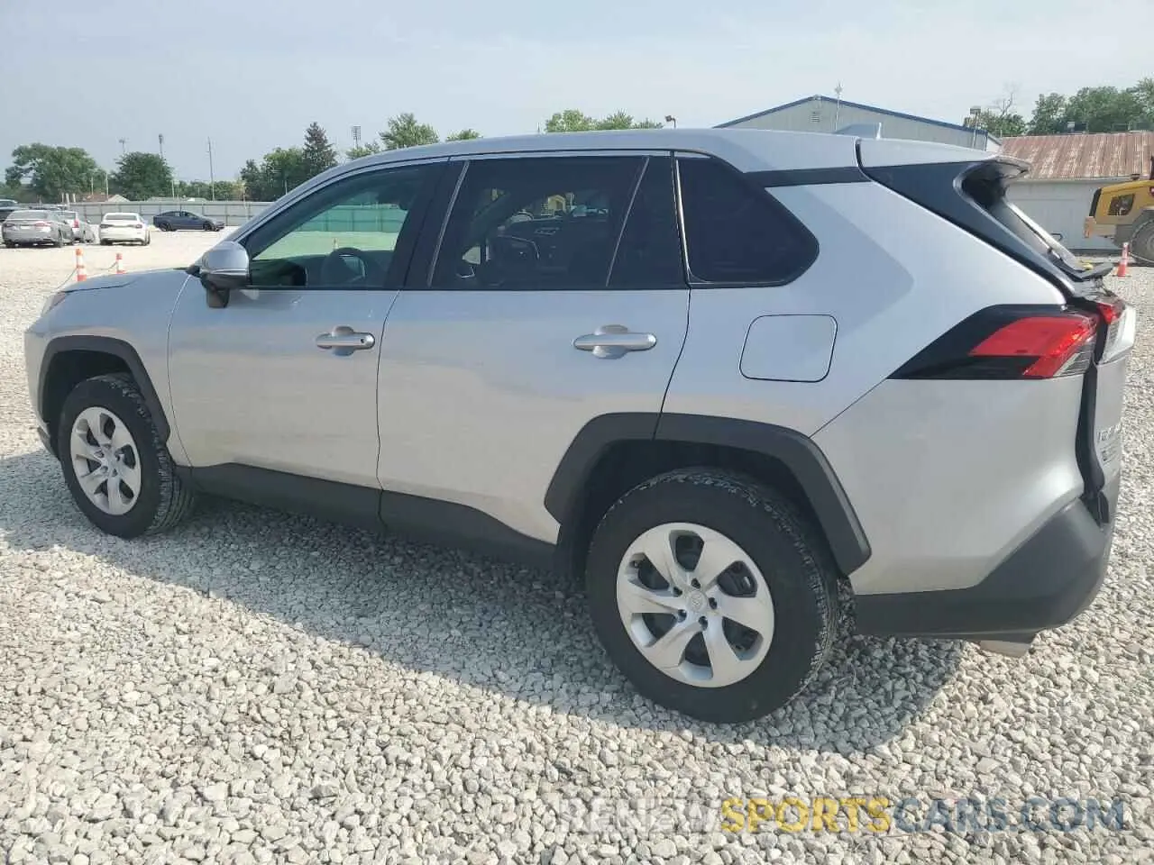 2 fotografías del automóvil dañado 2T3K1RFV6RC255436 TOYOTA RAV4 2024
