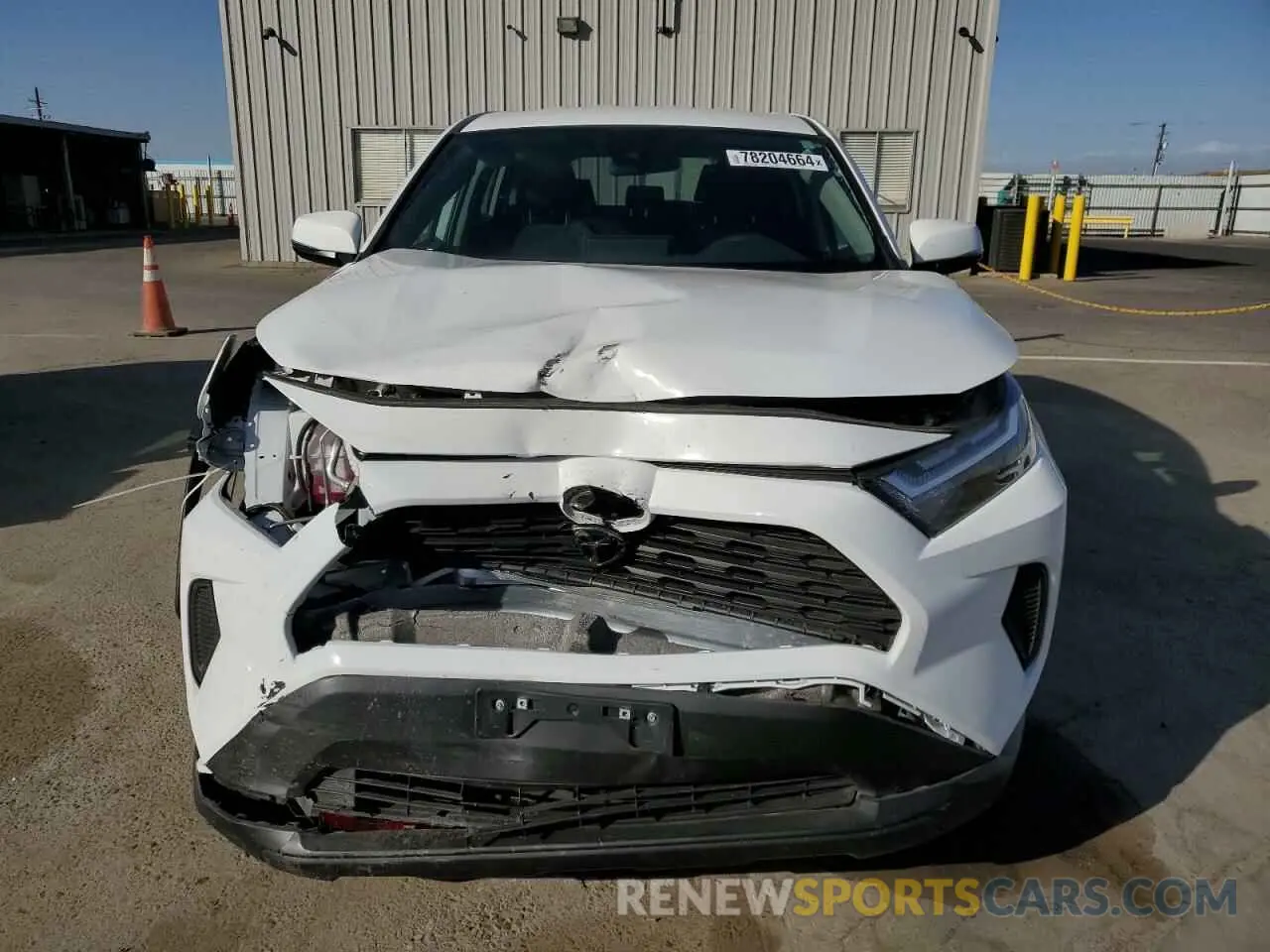 5 fotografías del automóvil dañado 2T3K1RFV7RC268678 TOYOTA RAV4 2024