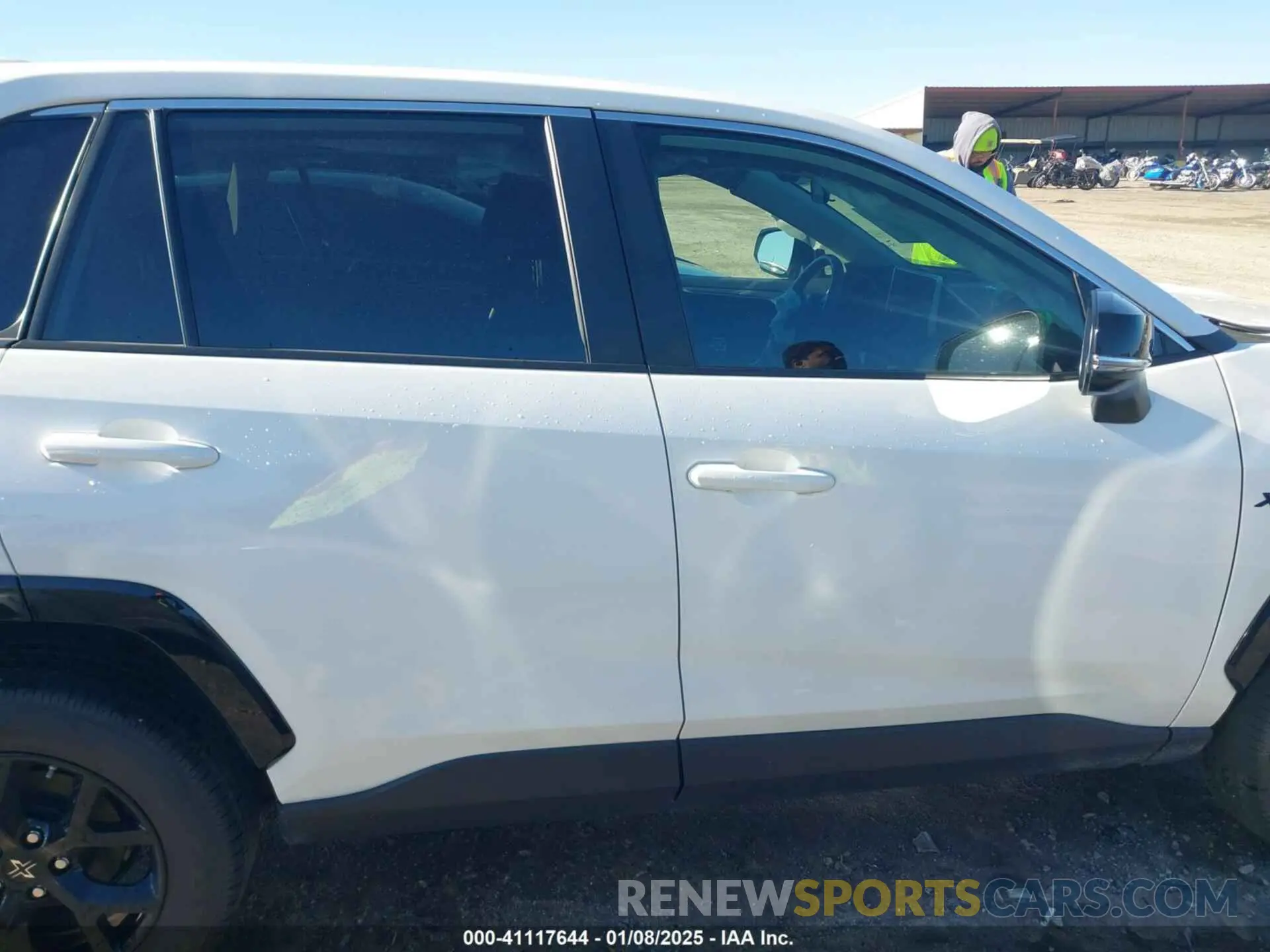 13 fotografías del automóvil dañado 2T3K1RFV8RC286302 TOYOTA RAV4 2024