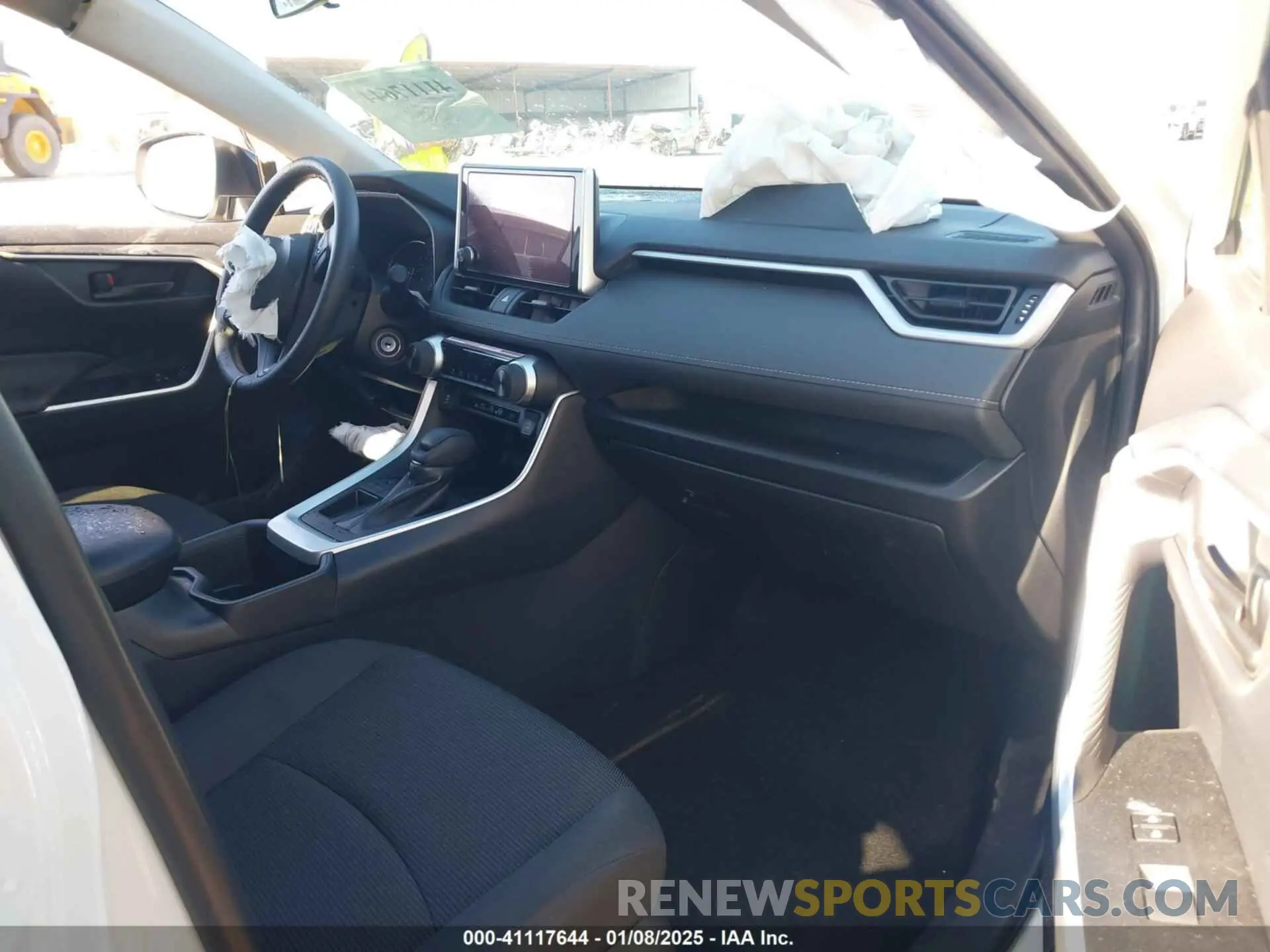 5 fotografías del automóvil dañado 2T3K1RFV8RC286302 TOYOTA RAV4 2024