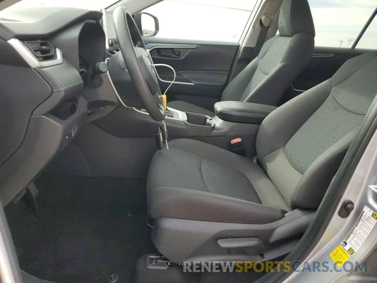 7 fotografías del automóvil dañado 2T3K1RFV8RC289507 TOYOTA RAV4 2024