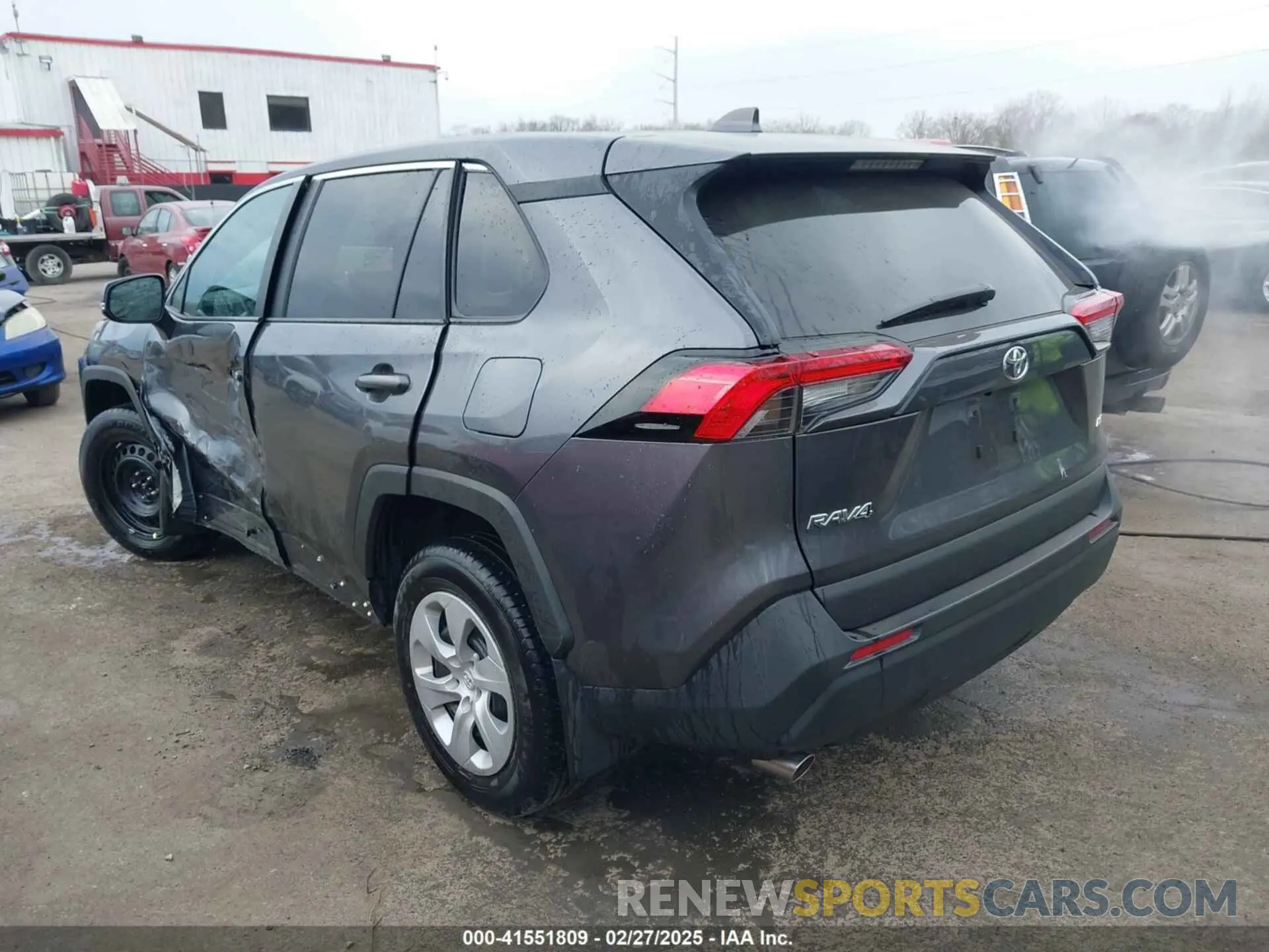 3 fotografías del automóvil dañado 2T3K1RFV9RC294117 TOYOTA RAV4 2024
