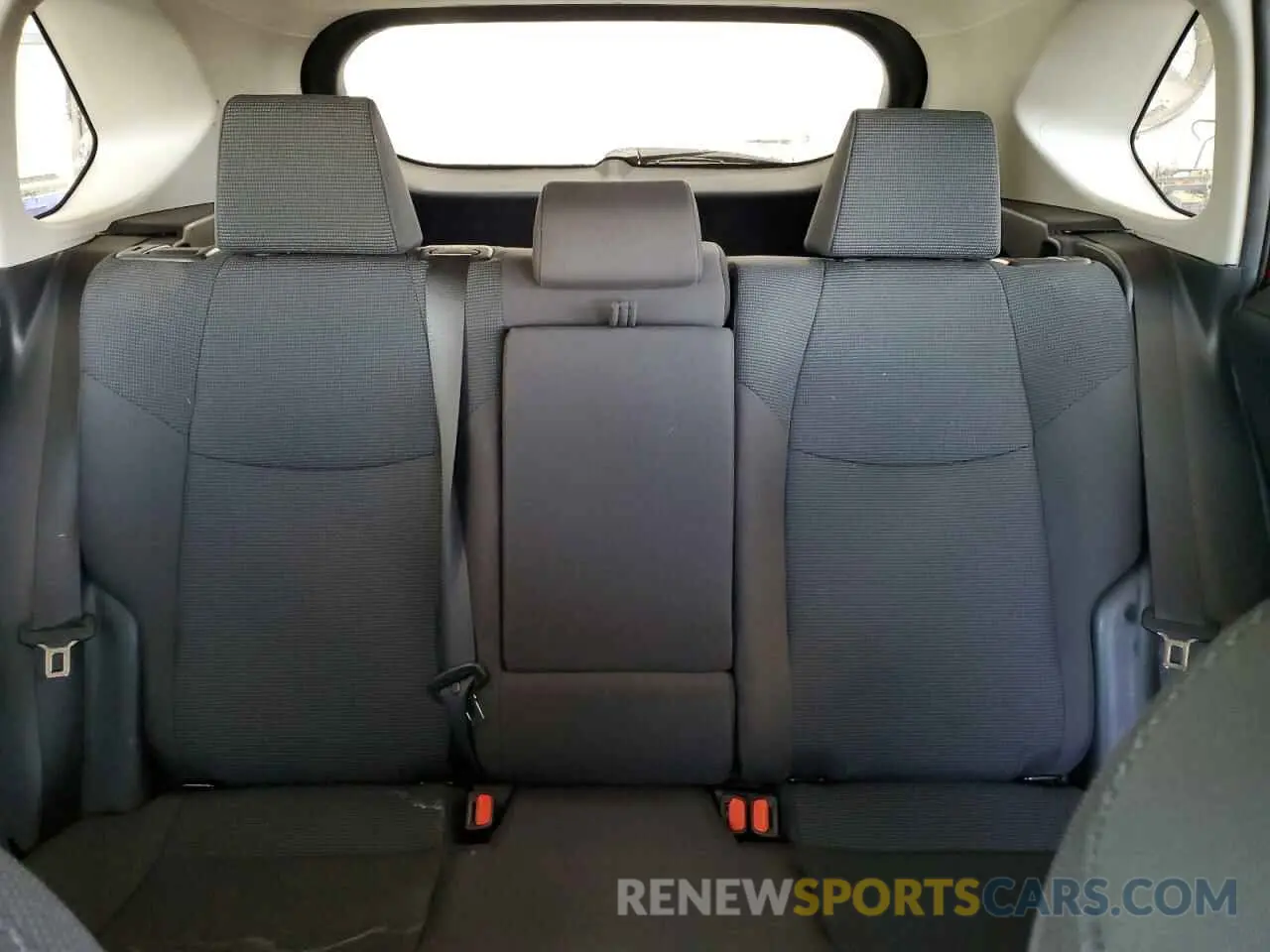 10 fotografías del automóvil dañado 2T3LWRFV7RW209635 TOYOTA RAV4 2024