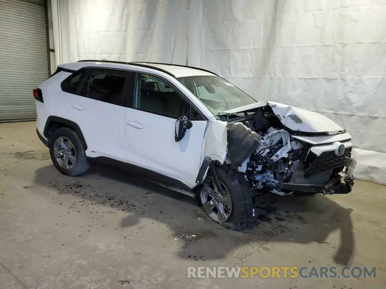 4 fotografías del automóvil dañado 2T3LWRFV9RW224184 TOYOTA RAV4 2024