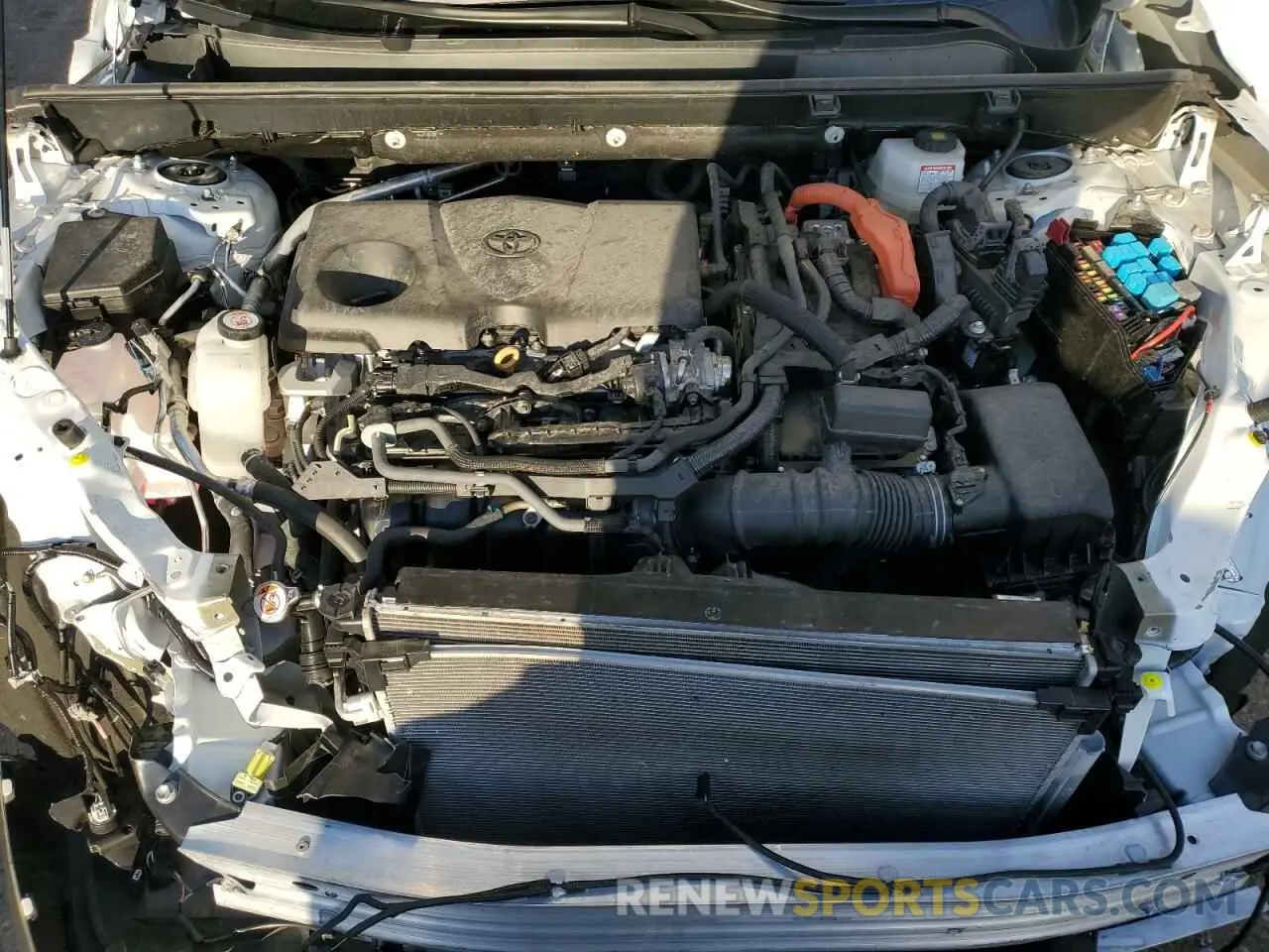 11 fotografías del automóvil dañado 2T3MWRFV9RW211598 TOYOTA RAV4 2024