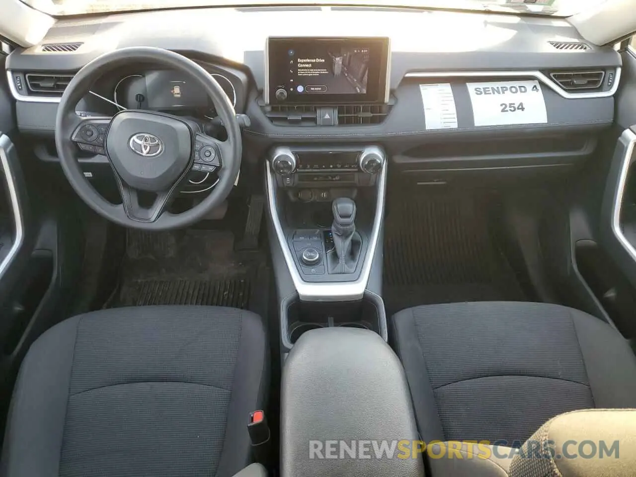 8 fotografías del automóvil dañado 2T3MWRFV9RW211598 TOYOTA RAV4 2024