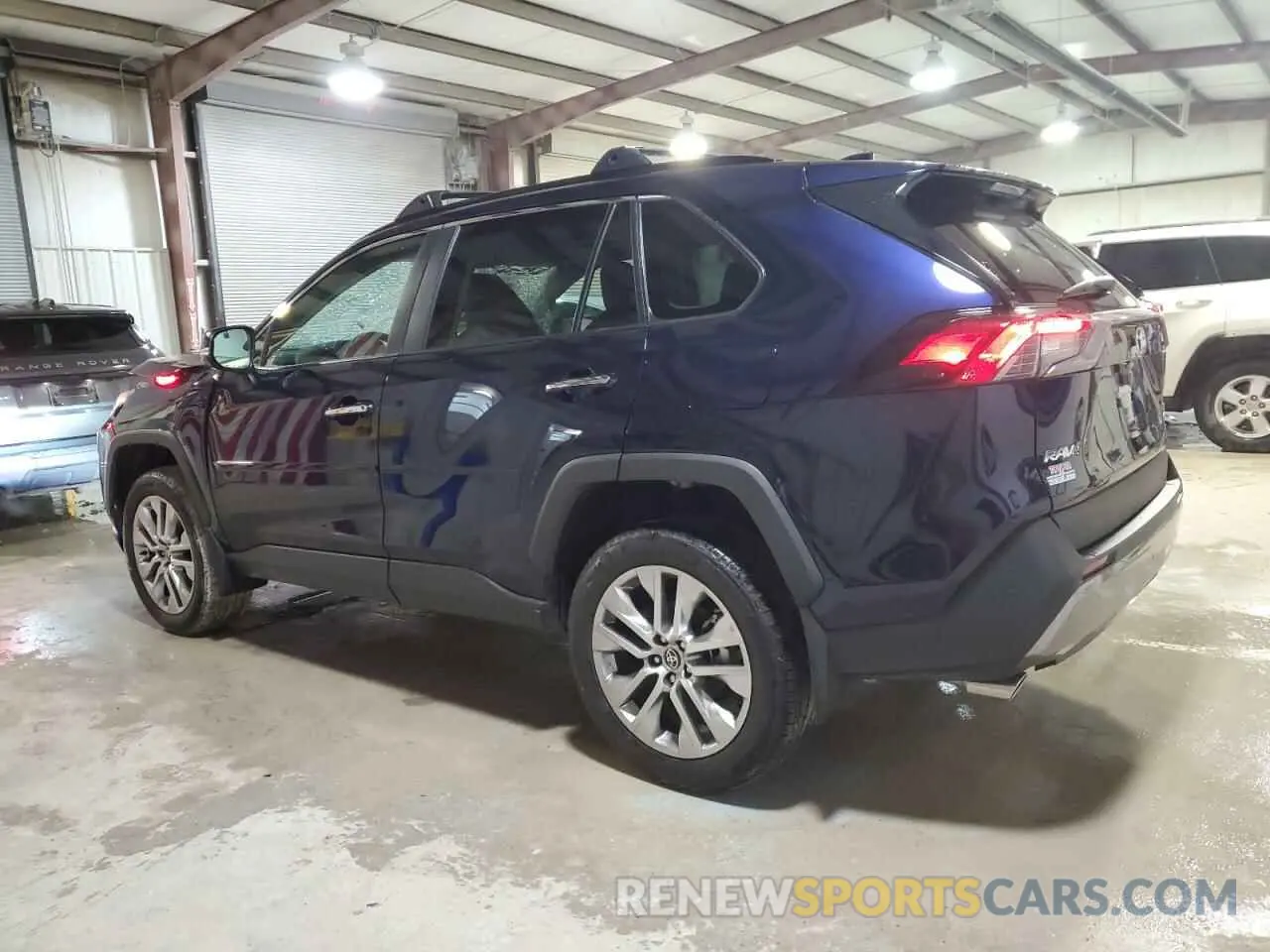 2 fotografías del automóvil dañado 2T3N1RFV2RW486247 TOYOTA RAV4 2024