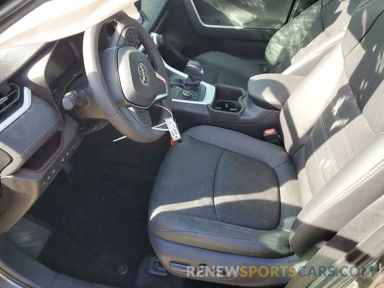7 fotografías del automóvil dañado 2T3N1RFV6RC481182 TOYOTA RAV4 2024