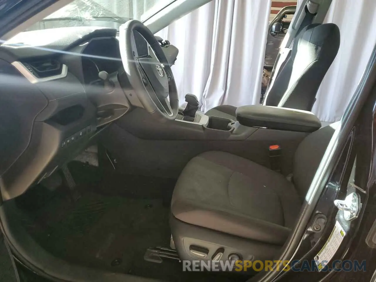 7 fotografías del automóvil dañado 2T3P1RFV0RC411962 TOYOTA RAV4 2024