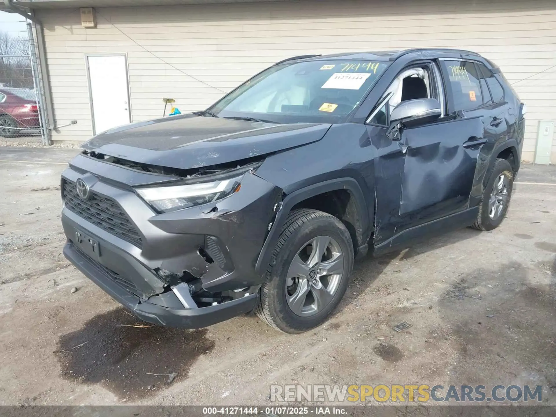 2 fotografías del automóvil dañado 2T3P1RFV0RC419561 TOYOTA RAV4 2024