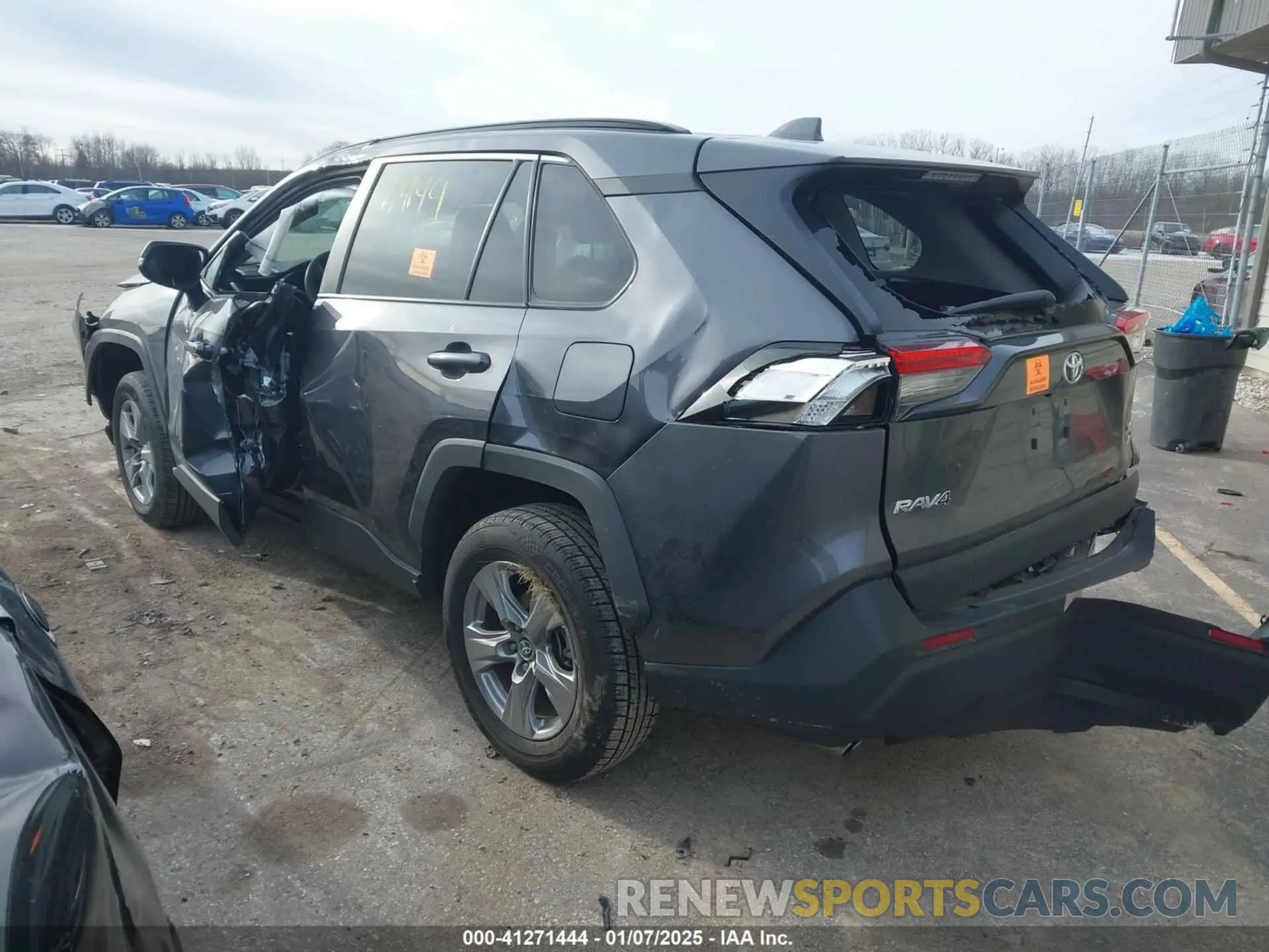 3 fotografías del automóvil dañado 2T3P1RFV0RC419561 TOYOTA RAV4 2024