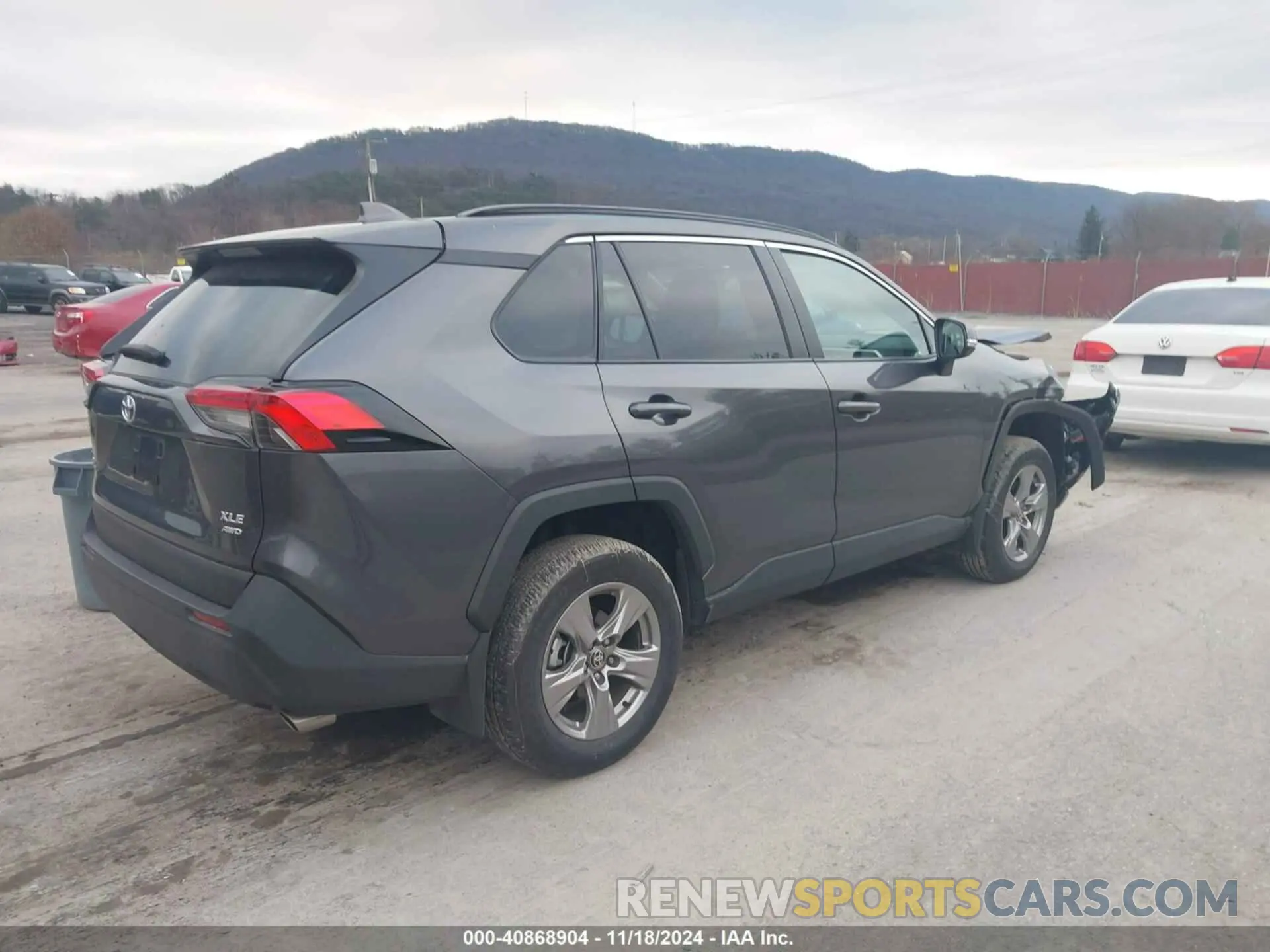 4 fotografías del automóvil dañado 2T3P1RFV0RC431113 TOYOTA RAV4 2024