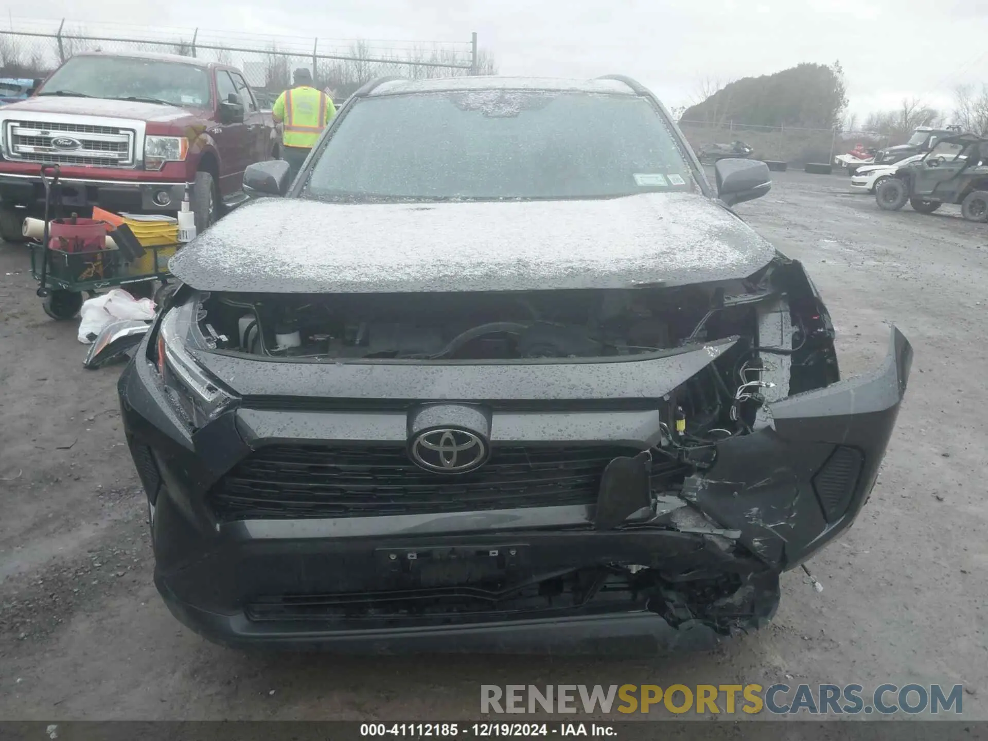 13 fotografías del automóvil dañado 2T3P1RFV0RW418988 TOYOTA RAV4 2024