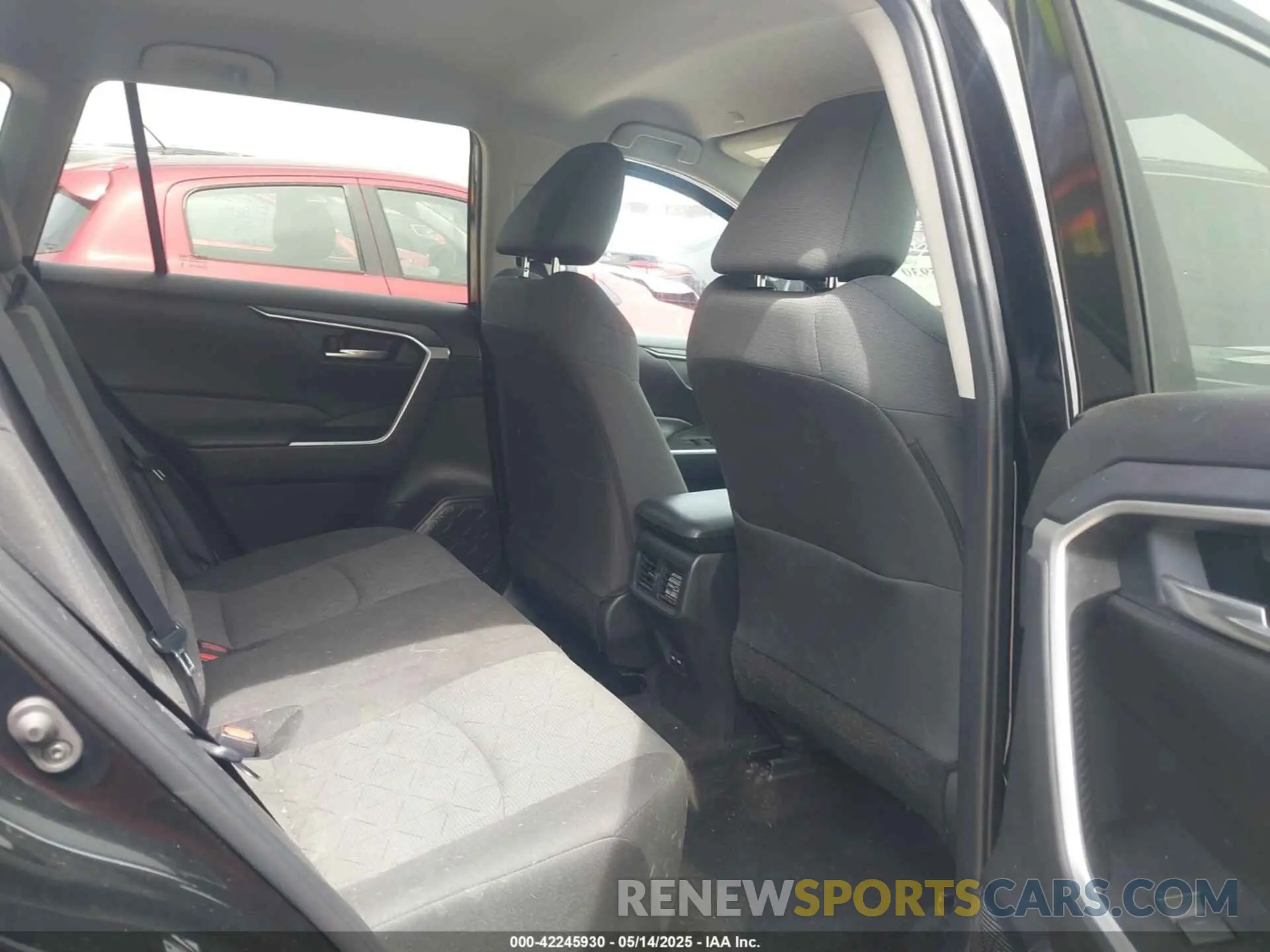 8 fotografías del automóvil dañado 2T3P1RFV0RW419073 TOYOTA RAV4 2024